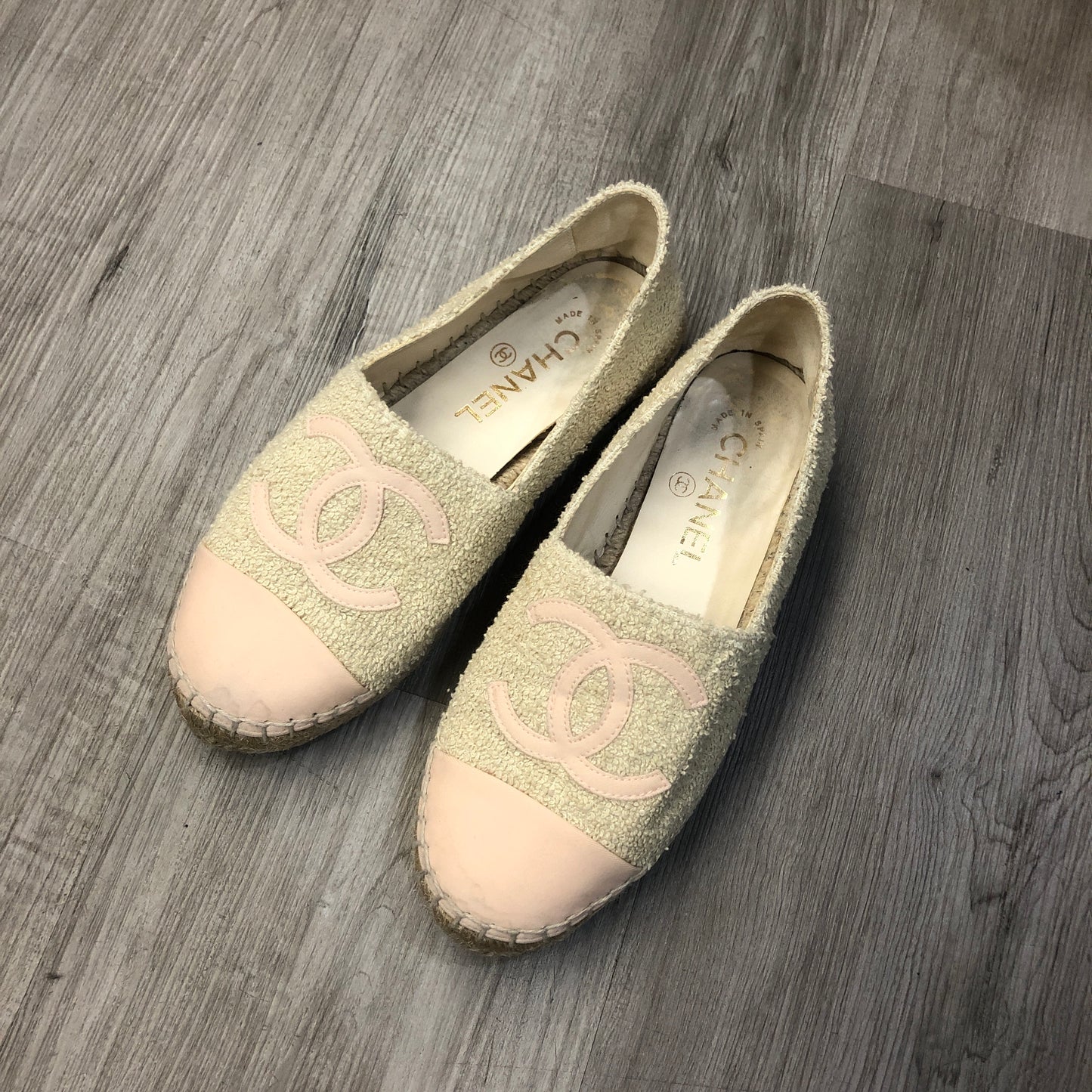 Chanel Women's Espadrilles Size 35C Cream/Pink