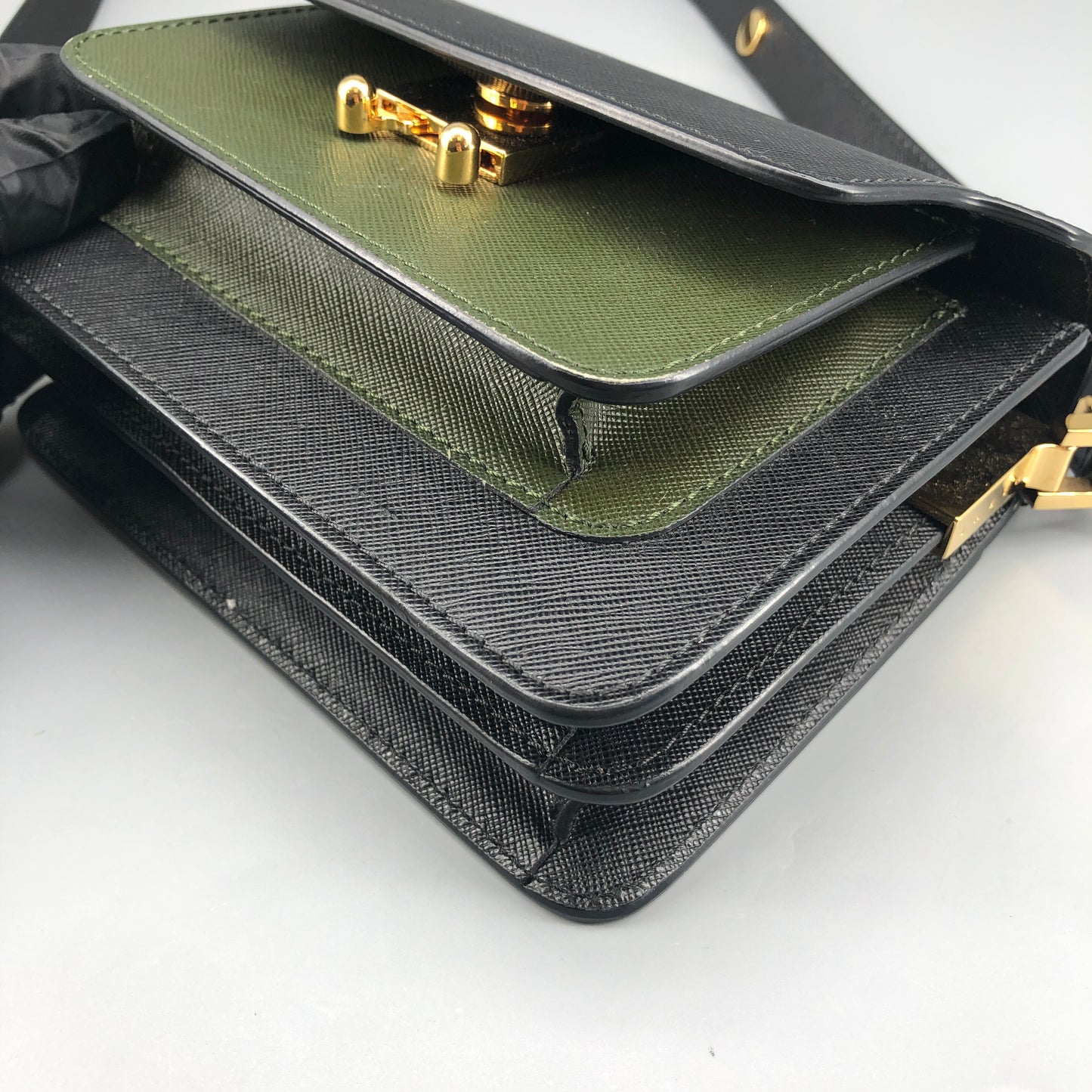 Marni Two-Tone Leather Trunk Shoulder Bag Black/Dark Green