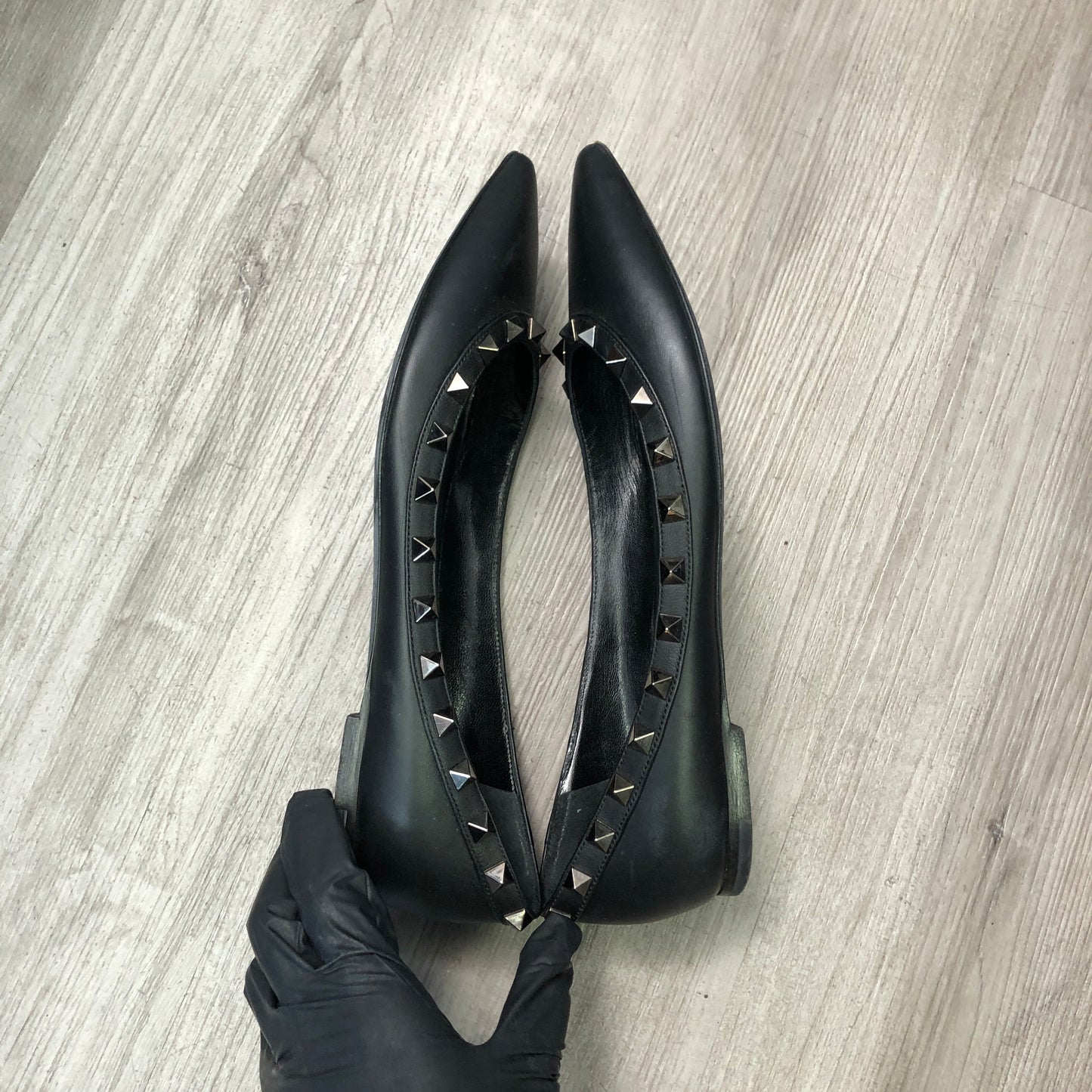 Valentino Rockstud Black Leather Pointed Toe Flat Shoes Size 37.5