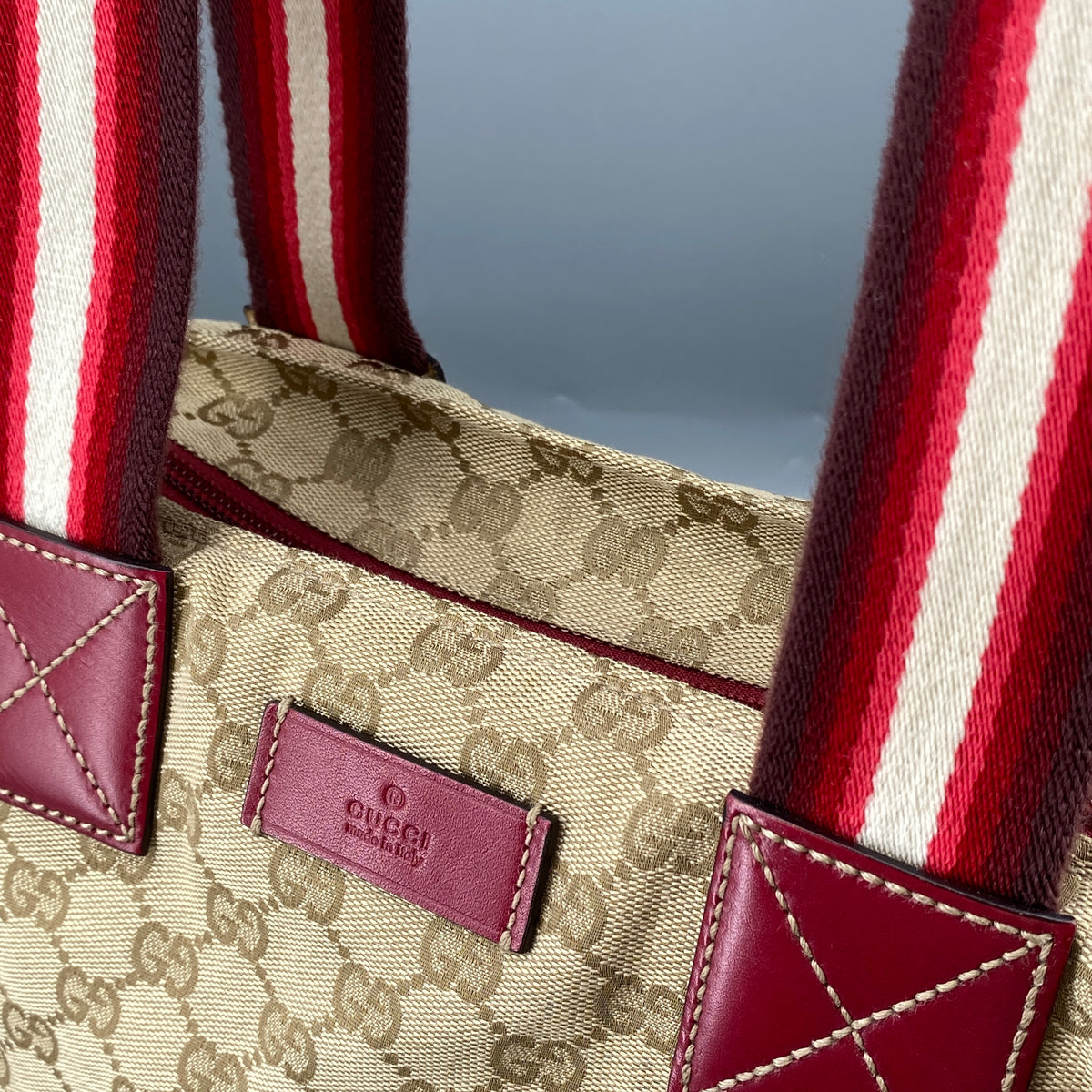 Gucci Beige GG Supreme Canvas  Sherry Line Tote Bag