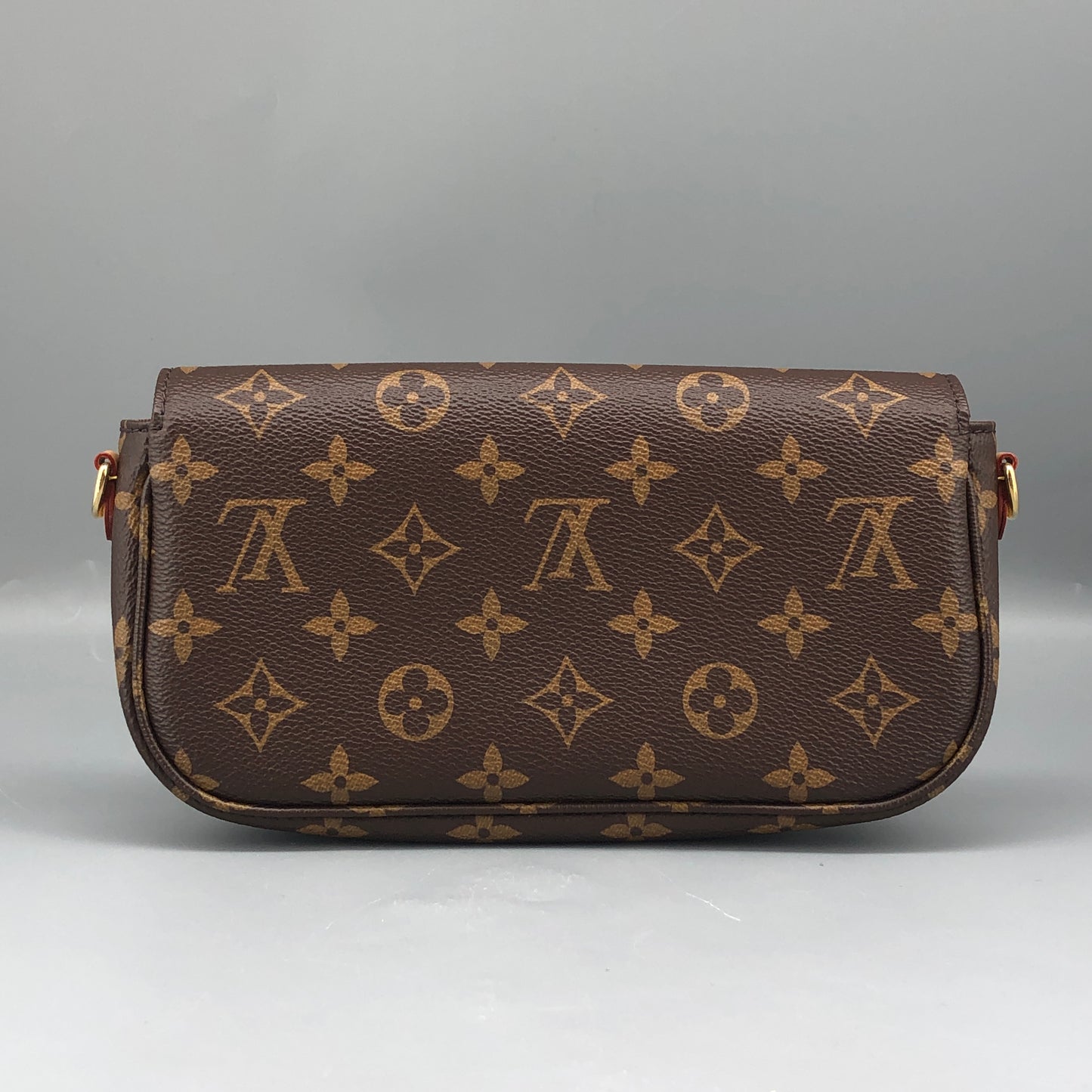 Louis Vuitton Wallet On Chain Ivy Monogram Pochette Shoulder Bag