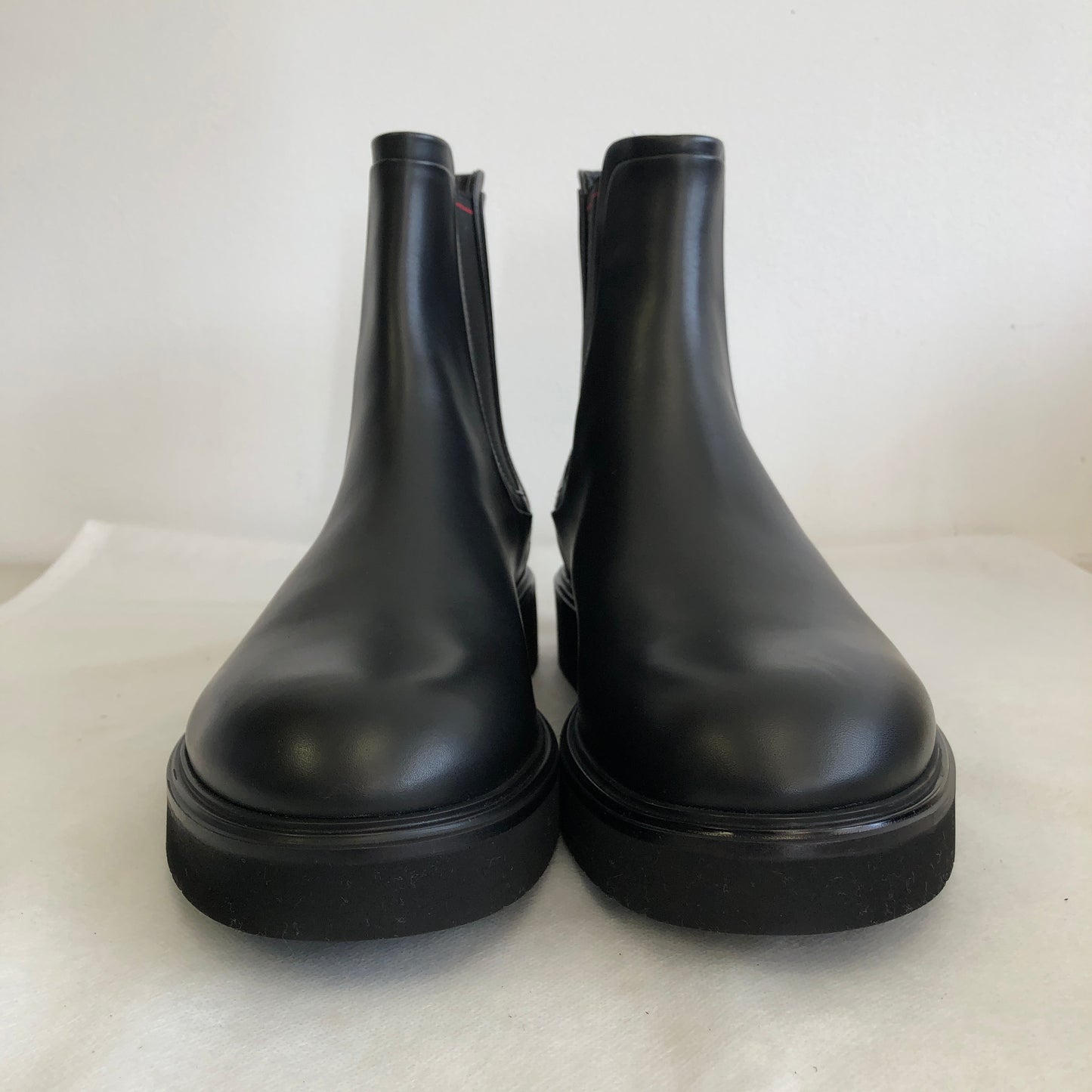 Ferragamo Black Leather Men's Chelsea Ankle Boots US Size 9