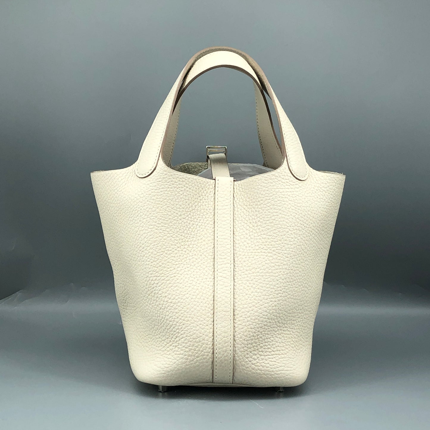 Hermes 2017 Picotin Lock 18 Handbag Cream