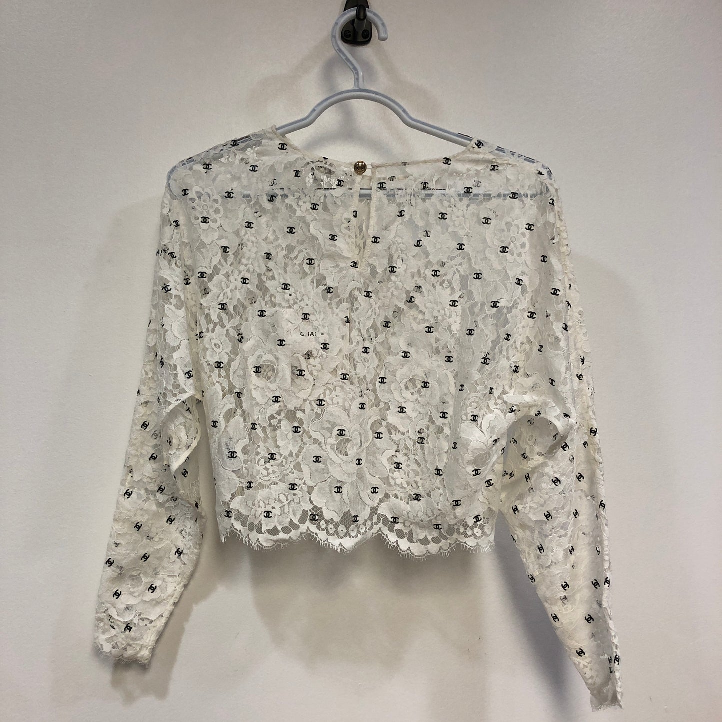 Chanel Lace CC Logo Cropped Long Sleeve Top Size 36 White & Black