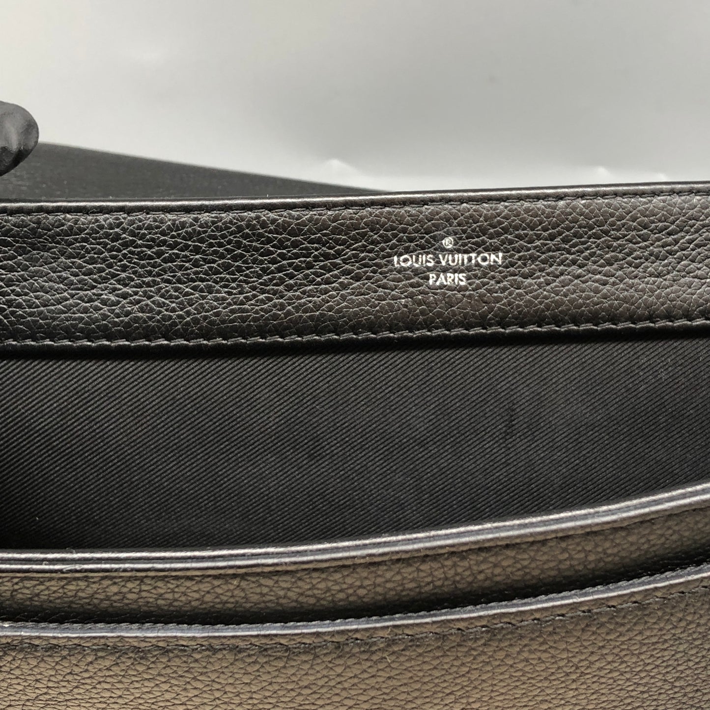 Louis Vuitton Calfskin Lockme II Chain Bag Black