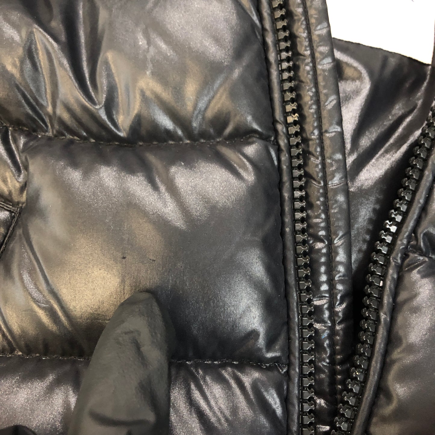 Moncler Kids Detachable Hood Down Jacket 4Y / 104cm Black
