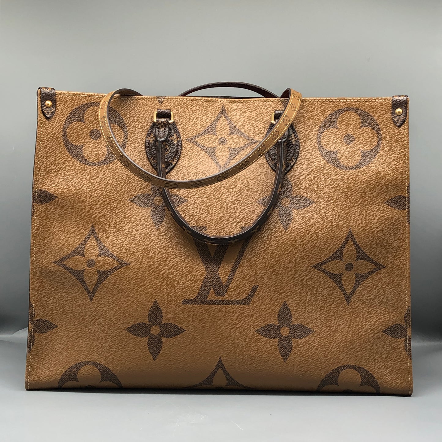 Louis Vuitton OnTheGo GM Tote Bag