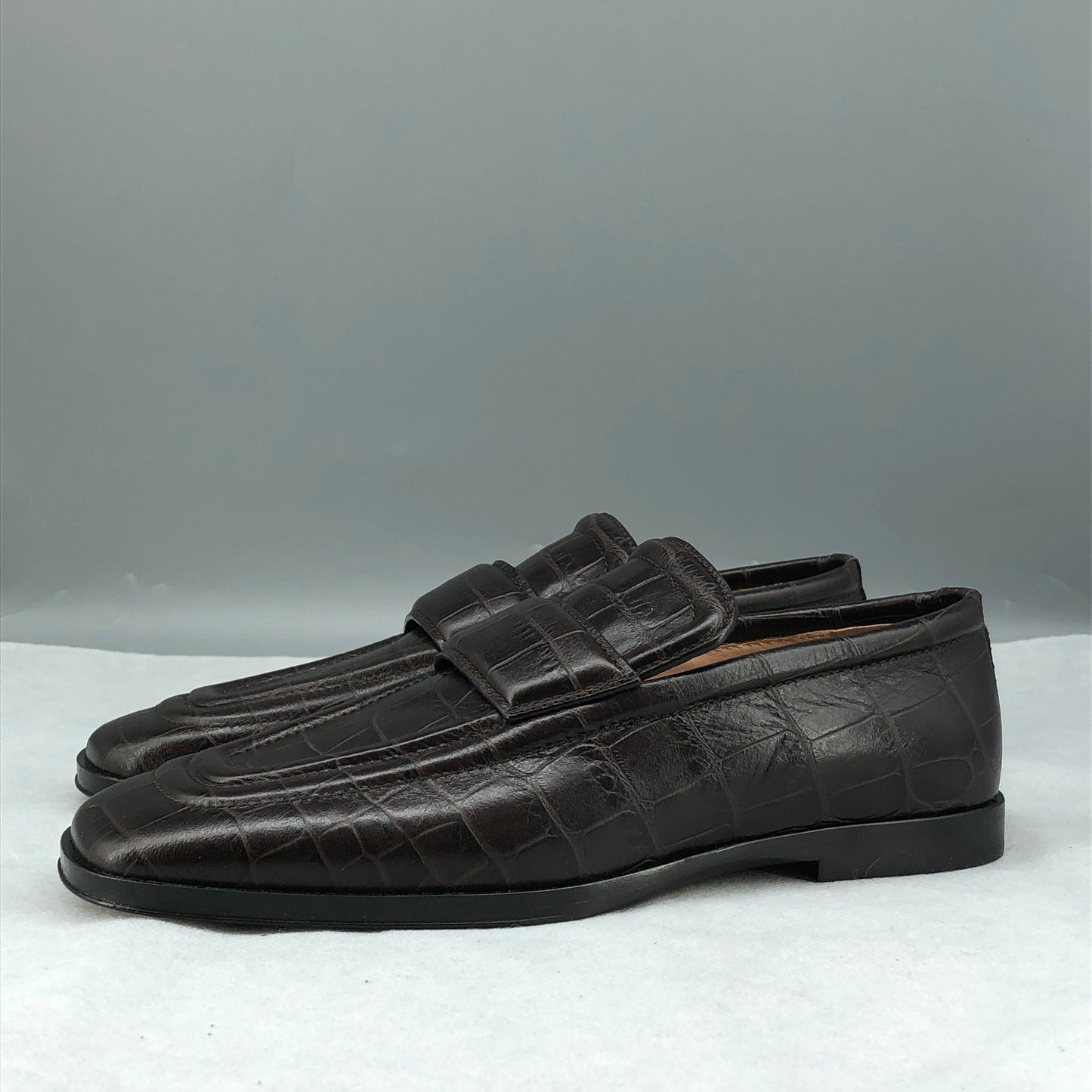 Bottega Veneta Croc Embossed Leather Loafers Brown Women’s Size 36.5
