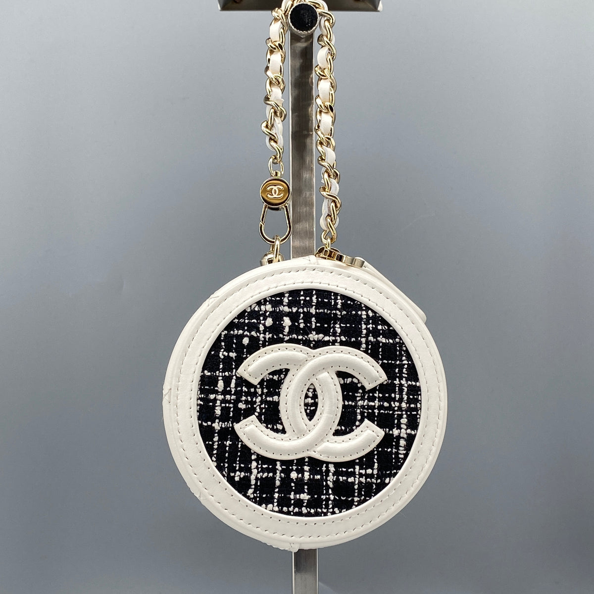Chanel Tweed Quilted Round Filigree Pouch With Chain White Black