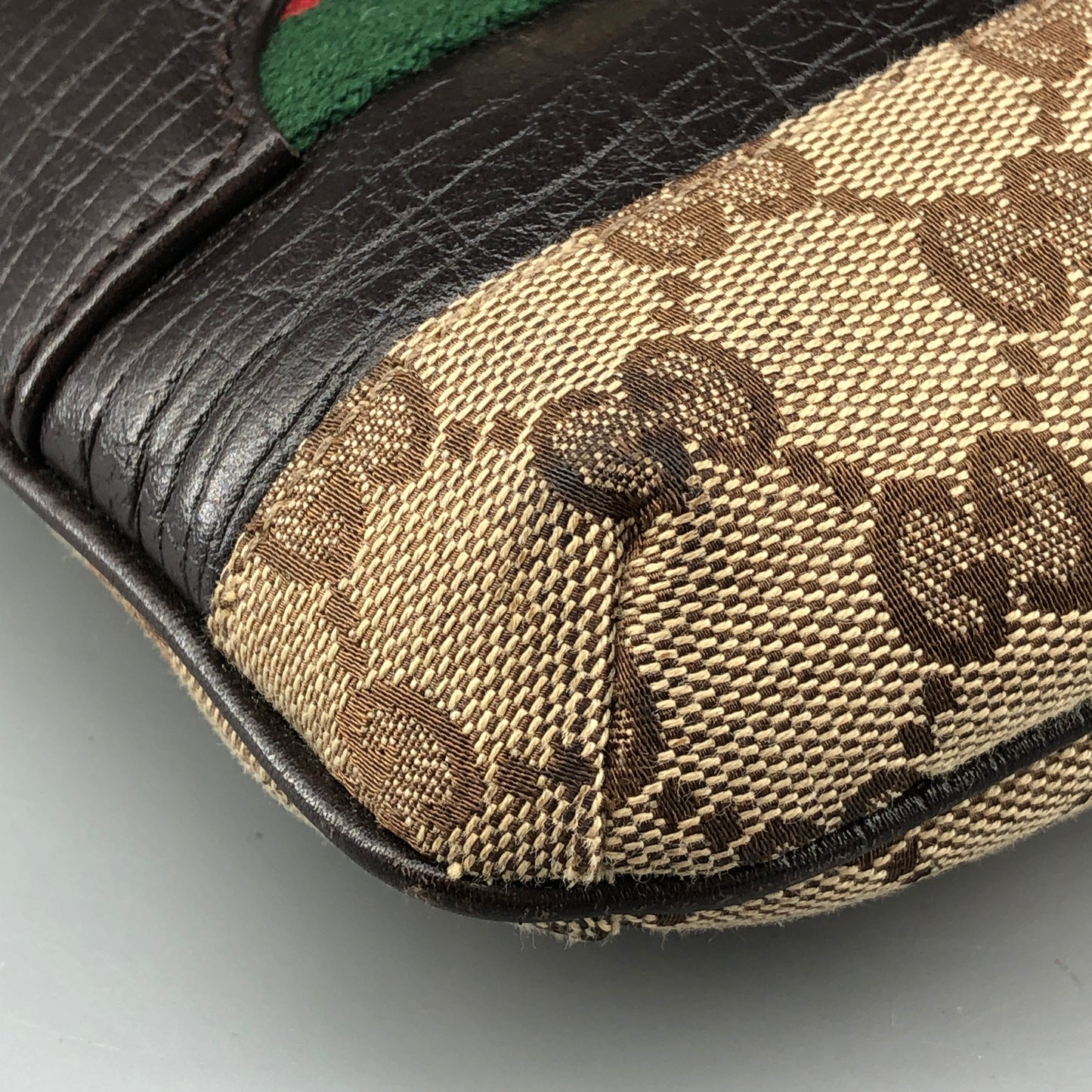 Gucci Vintage GG Canvas Crossbody Bag Brown/Beige
