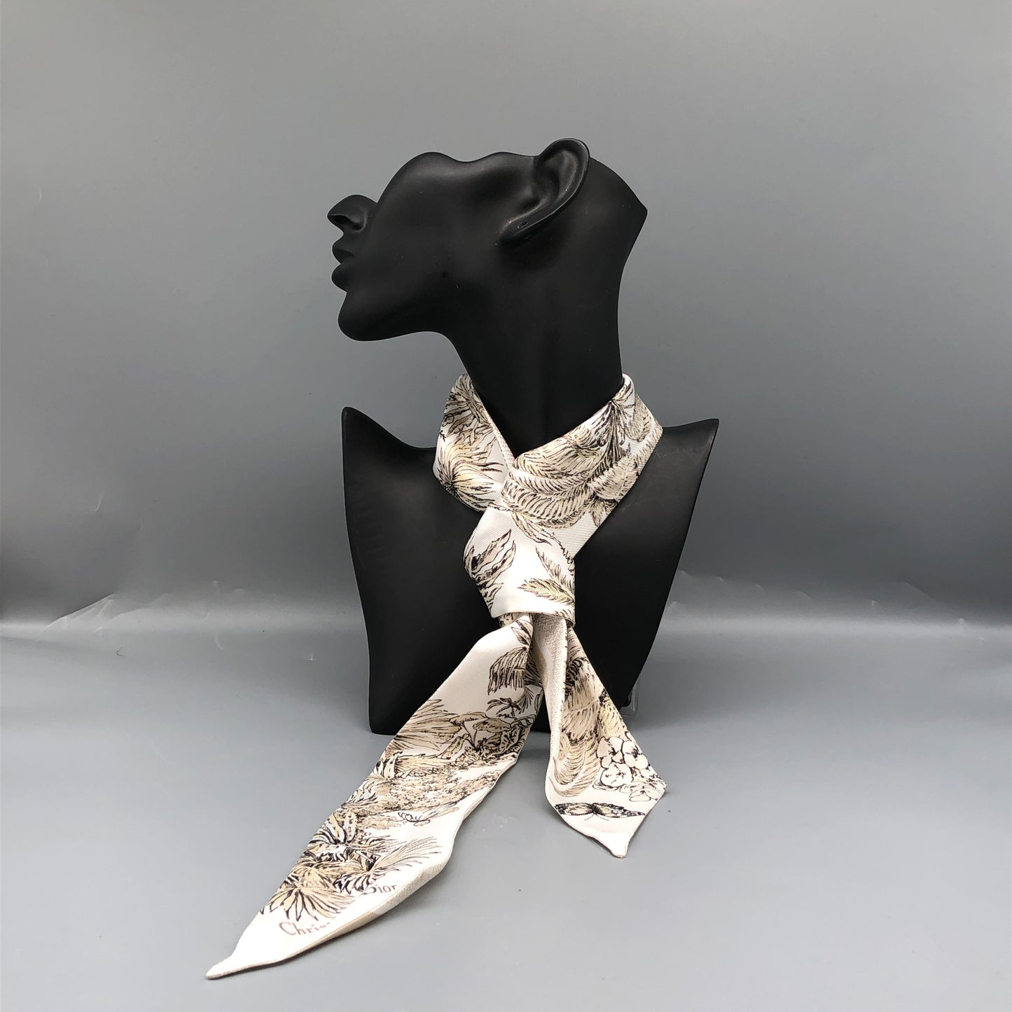 Christian Dior Cream/Beige Silk Twilly Scarf 6 x 105cm