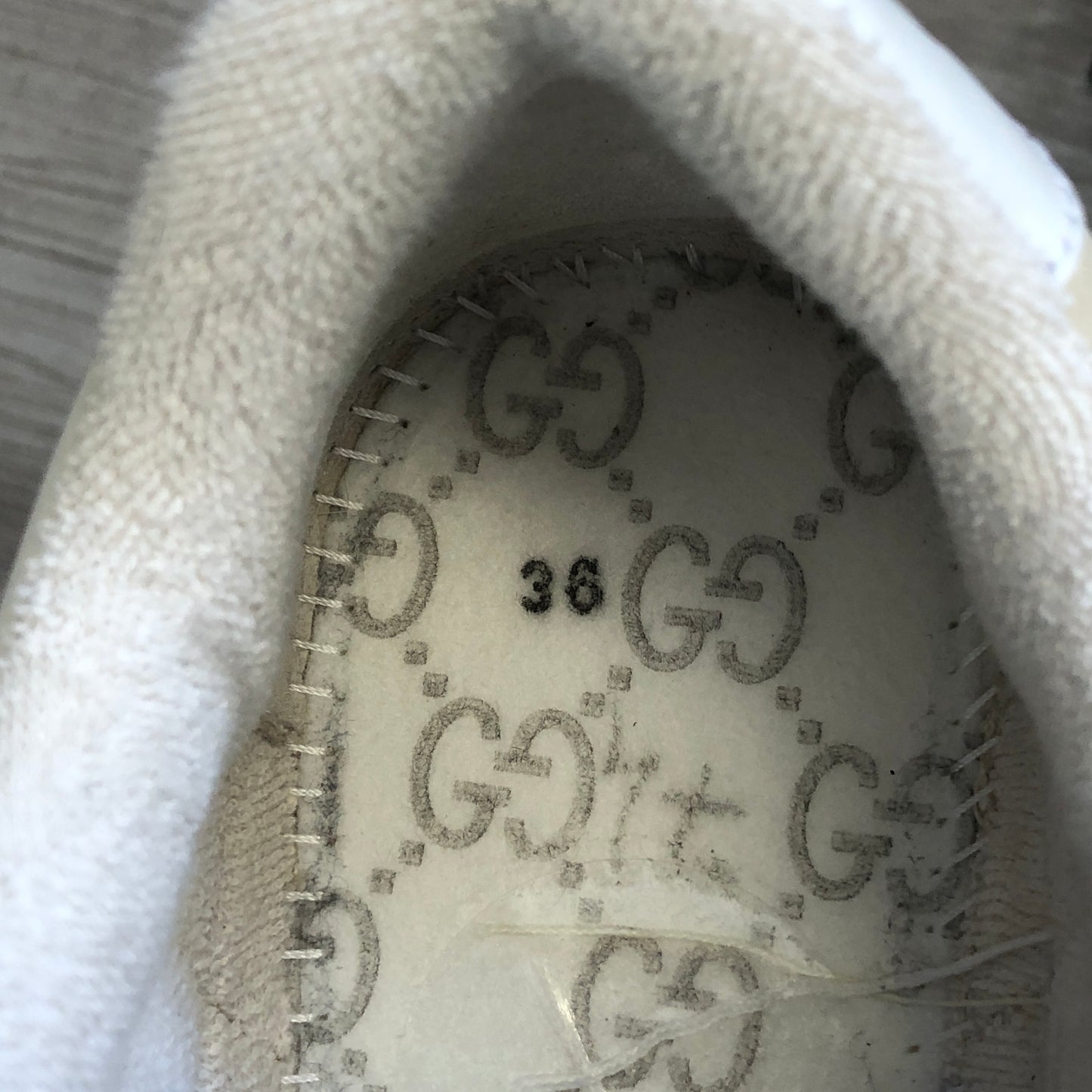 Gucci Women's Screener GG Supreme Canvas Sneaker Shoes 36 White Silver Ivory