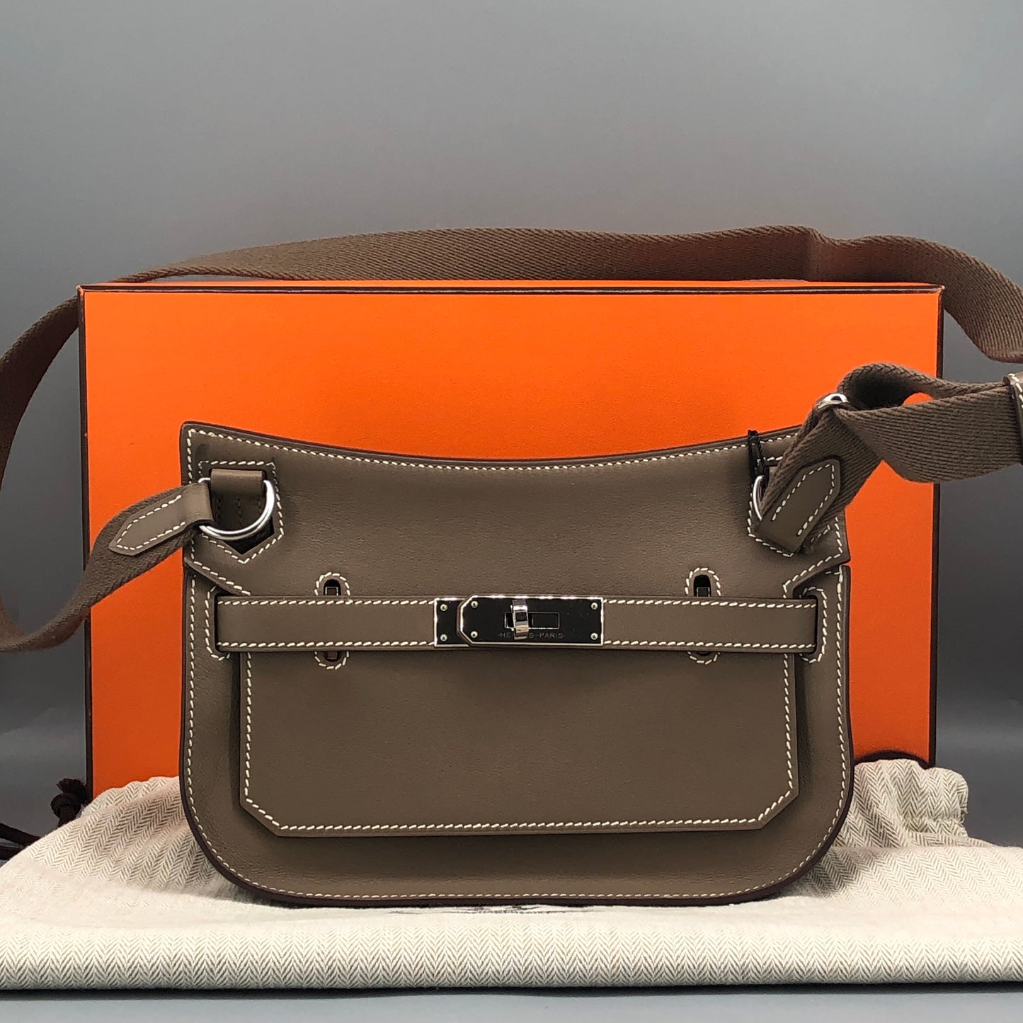 Hermes 2022 Jypsiere Mini Crossbody Bag  Swift Etoupe