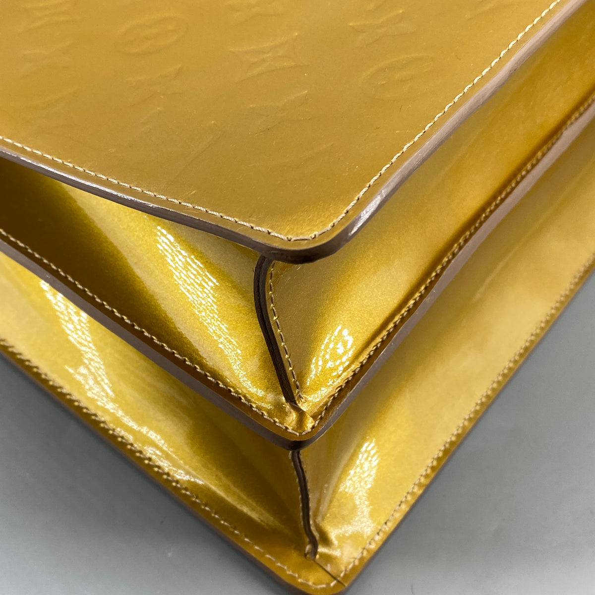 Louis Vuitton Monogram Vernis Deesse Gold Handbag
