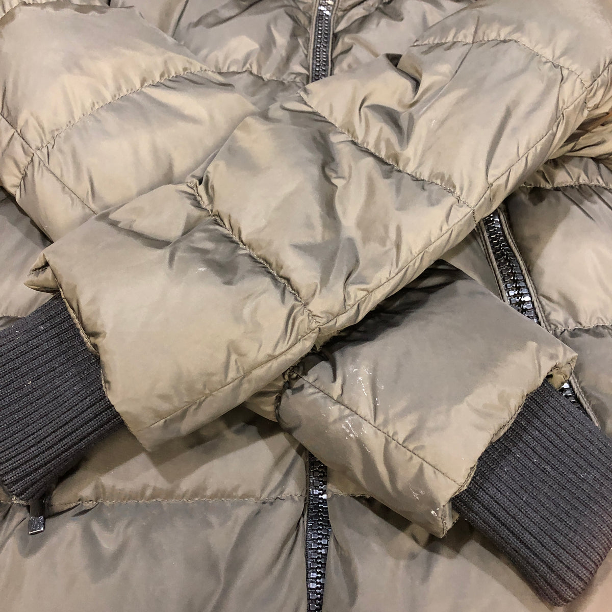 Moncler Oliver Green Down Coat size 1
