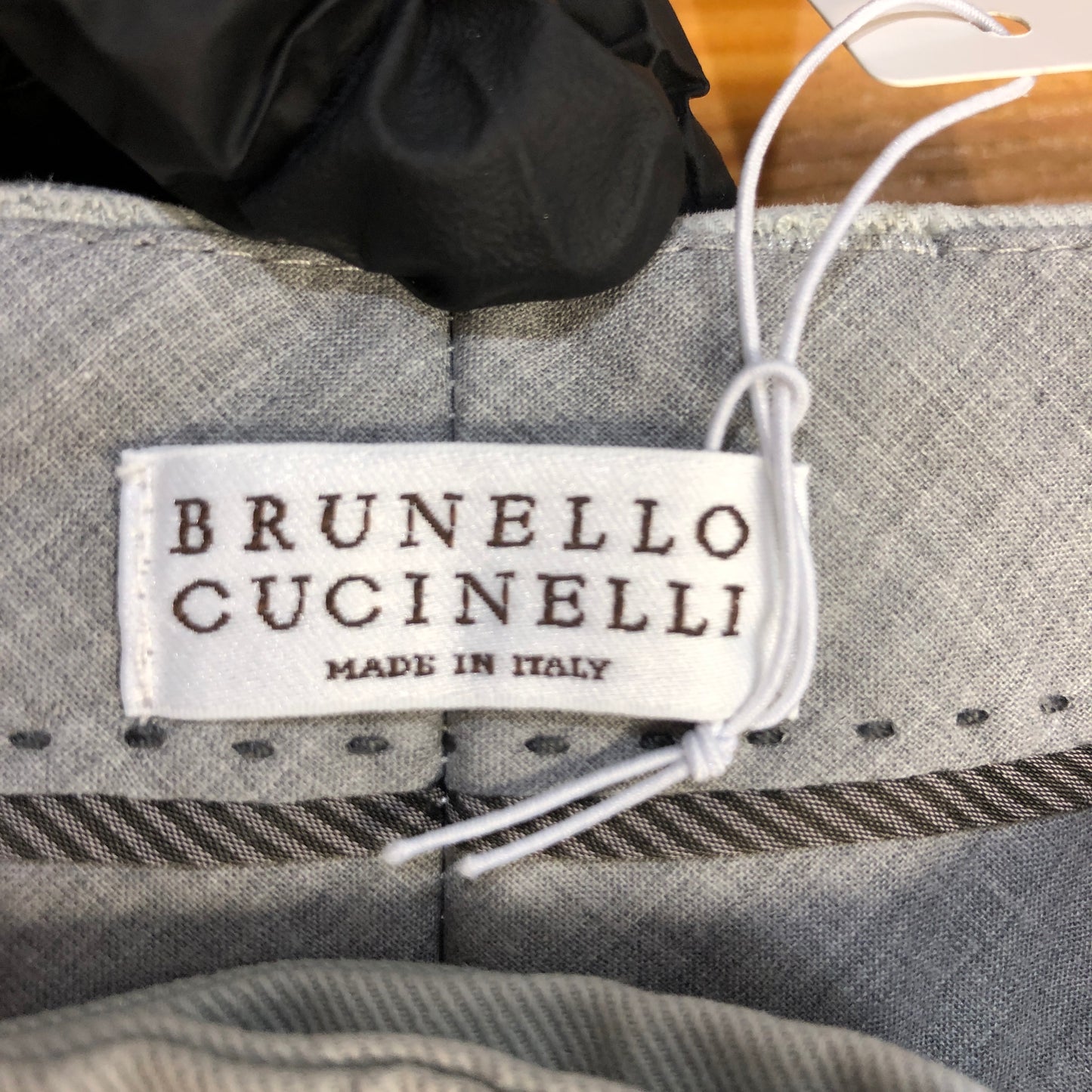 Brunello Cucinelli Light Blue Pleated Cropped Trousers Size 38