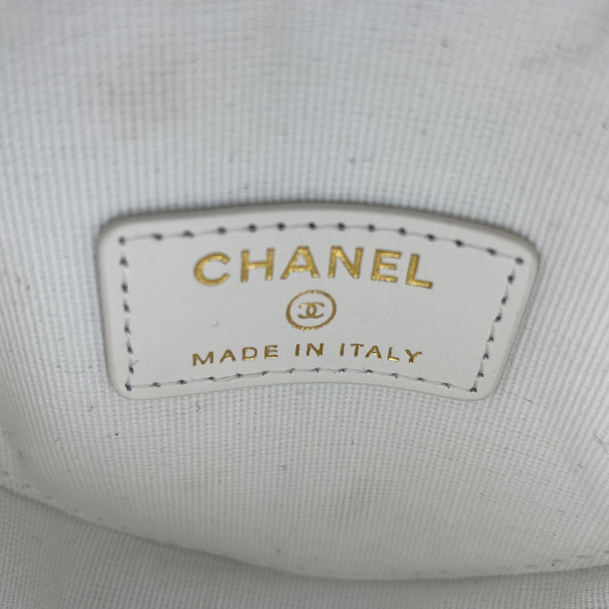 Chanel Tweed Quilted Round Filigree Pouch With Chain White Black