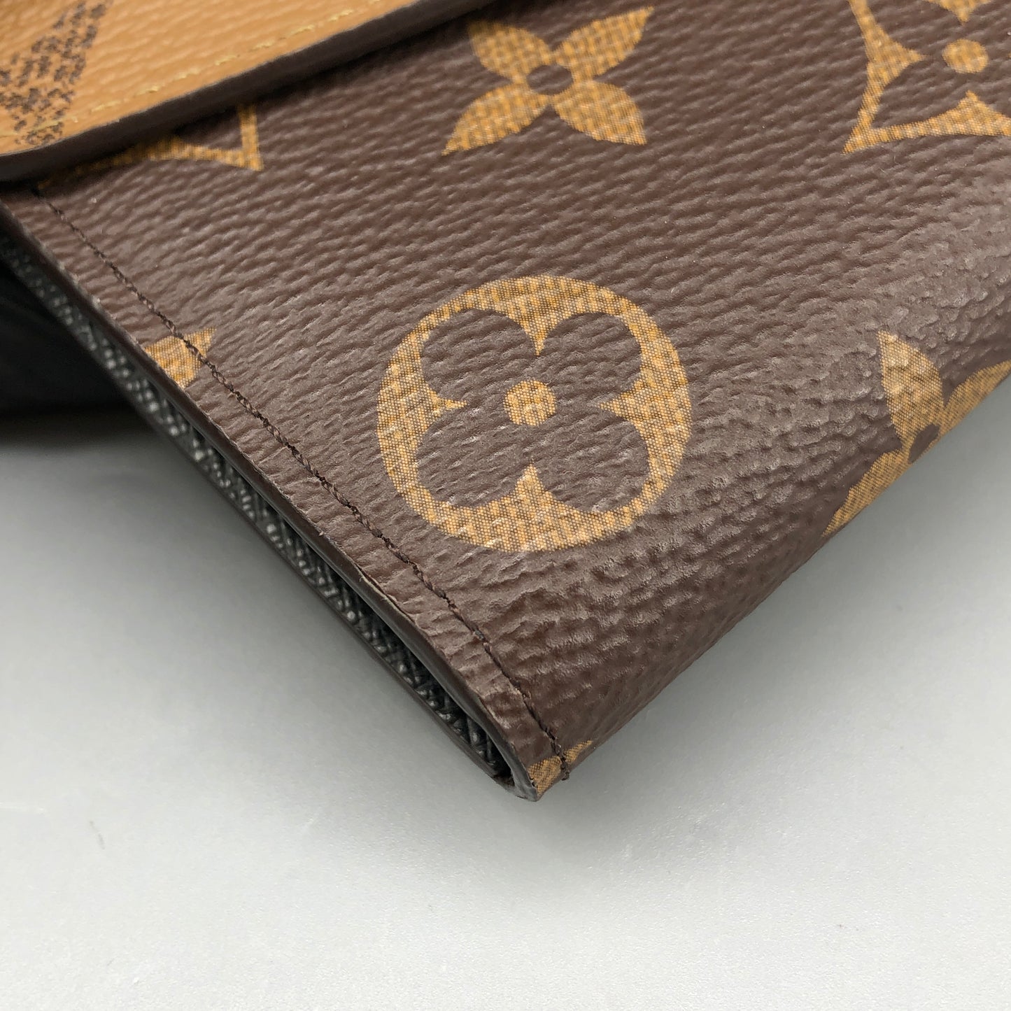 Louis Vuitton Reverse Monogram Sarah Wallet Caramel Brown