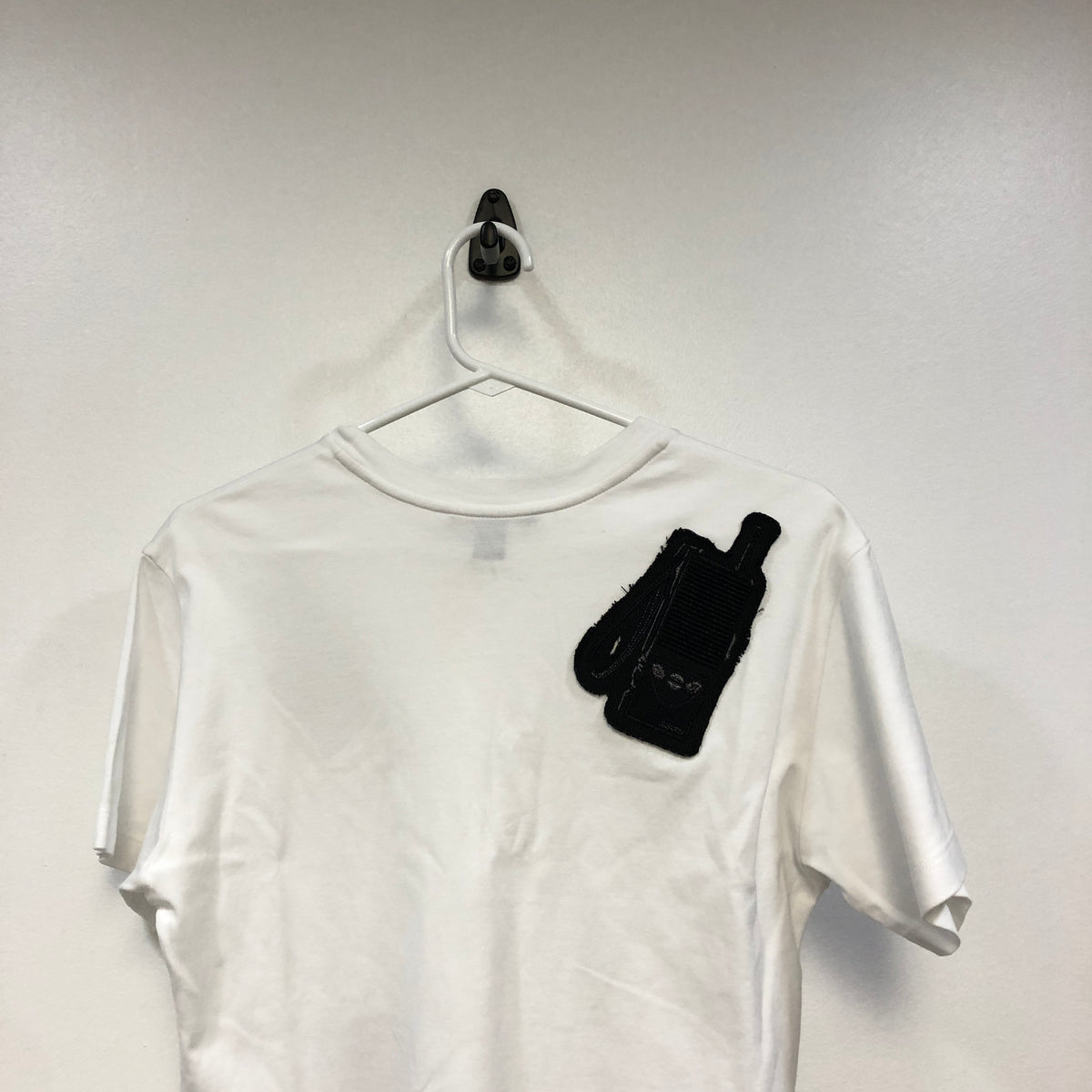 Louis Vuitton White Heart Applique T-shirt Size M