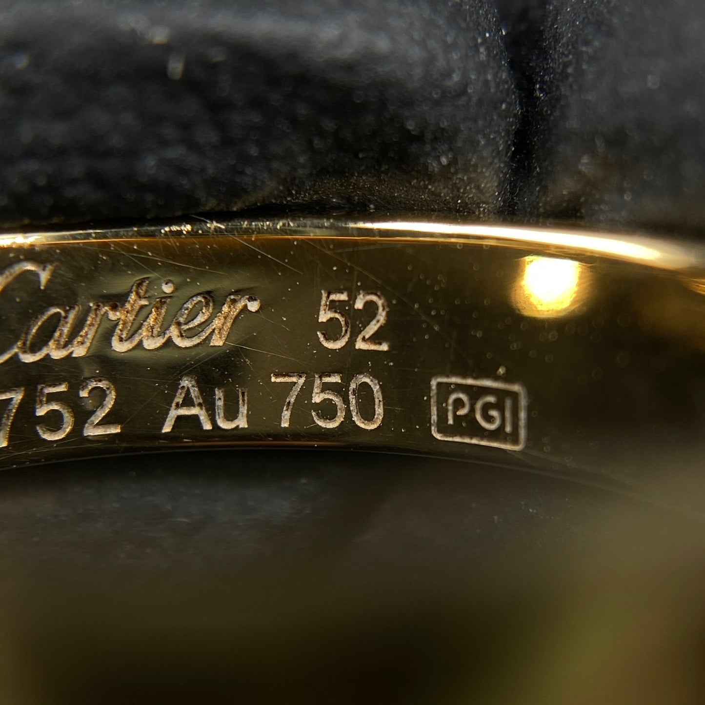 Cartier Love Ring Size52 18K Yellow Gold Single Diamond Band
