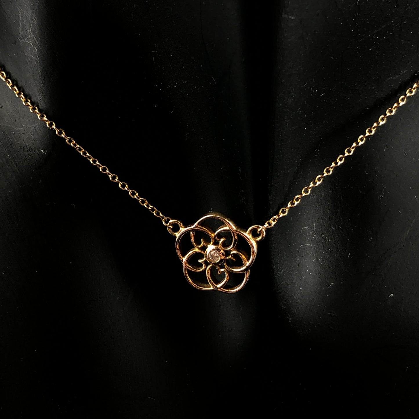 Tiffany & Co. Flower Pendant Necklace 750 Gold