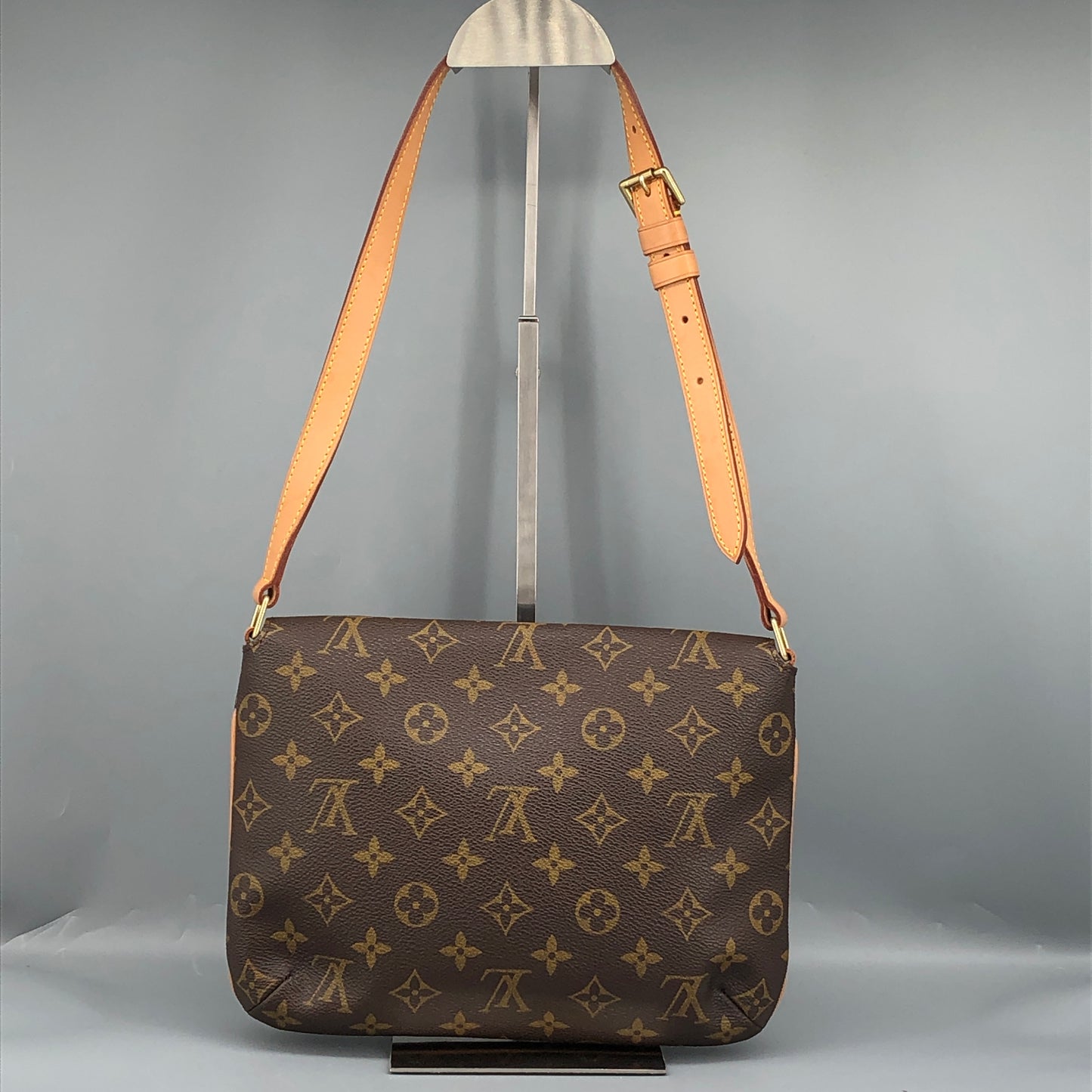 Louis Vuitton Monogram Musette Tango Crossbody Bag Brown