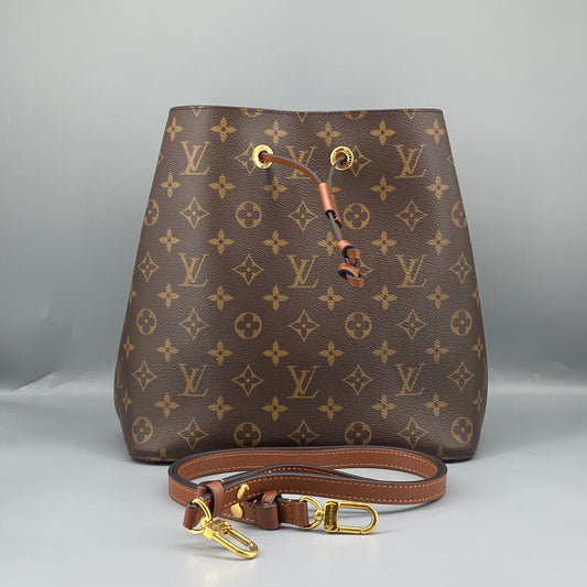 Louis Vuitton Noe MM Monogram Canvas Bucket Bag