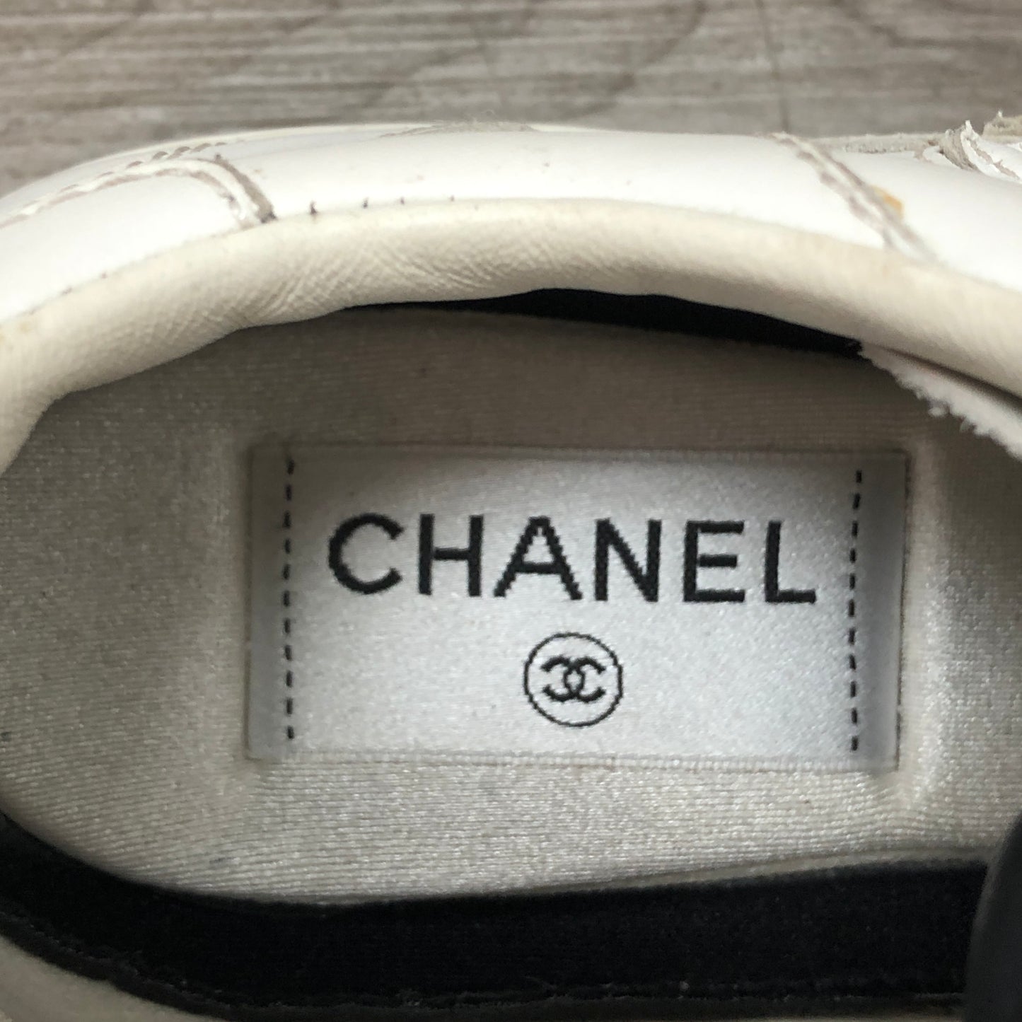 Chanel Women's Smooth Calfskin CC Logo Low Top Sneakers 36.5 White