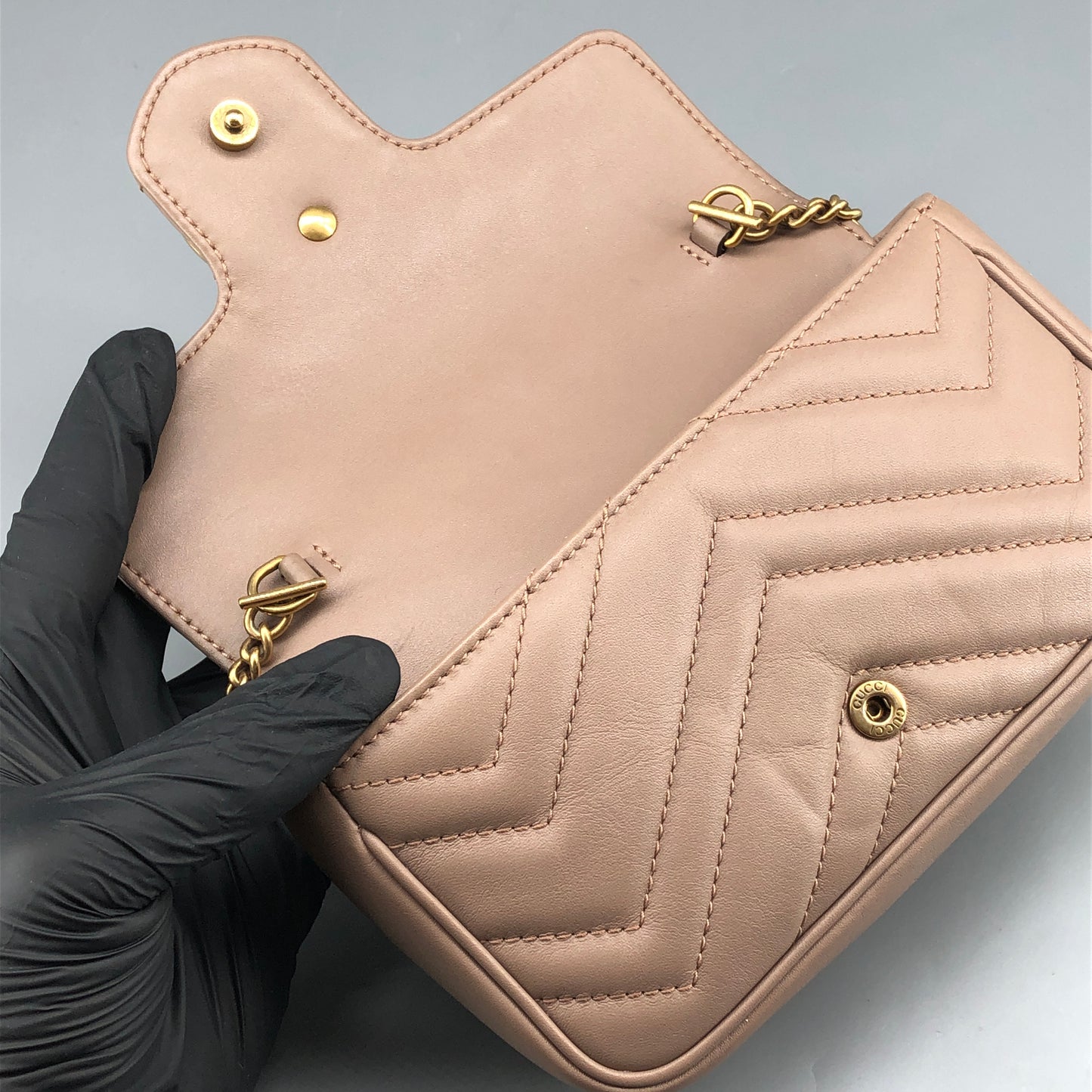 Gucci GG Marmont Mini Quilted Chain Shoulder Bag Dusty Pink