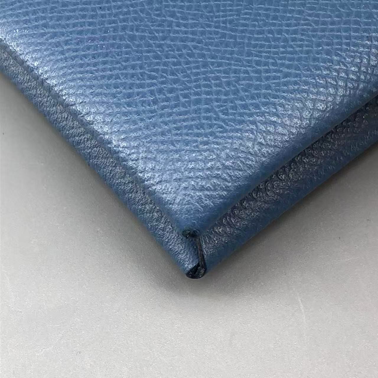 Hermes Leather Card Holder 10 × 6 cm