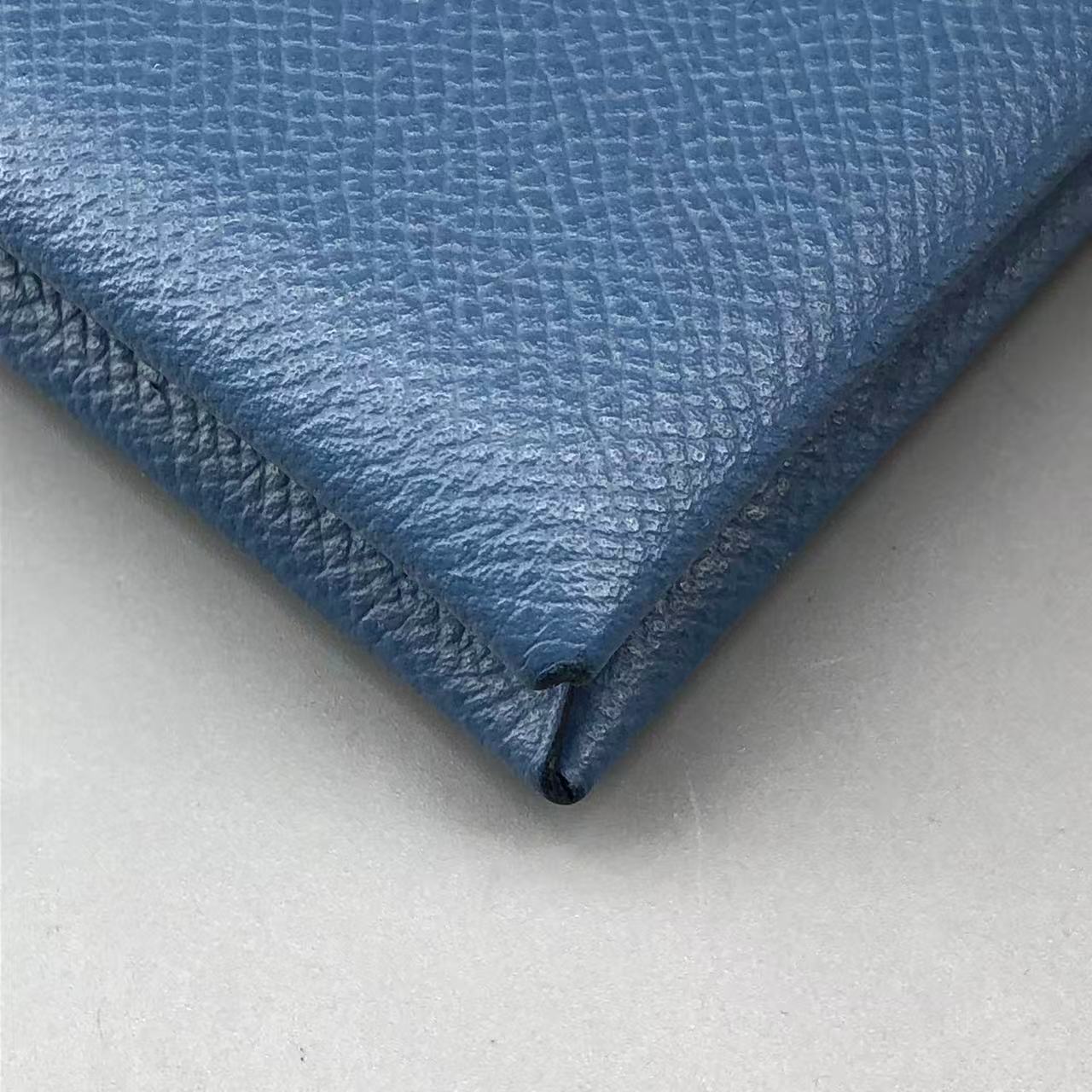 Hermes Leather Card Holder 10 × 6 cm