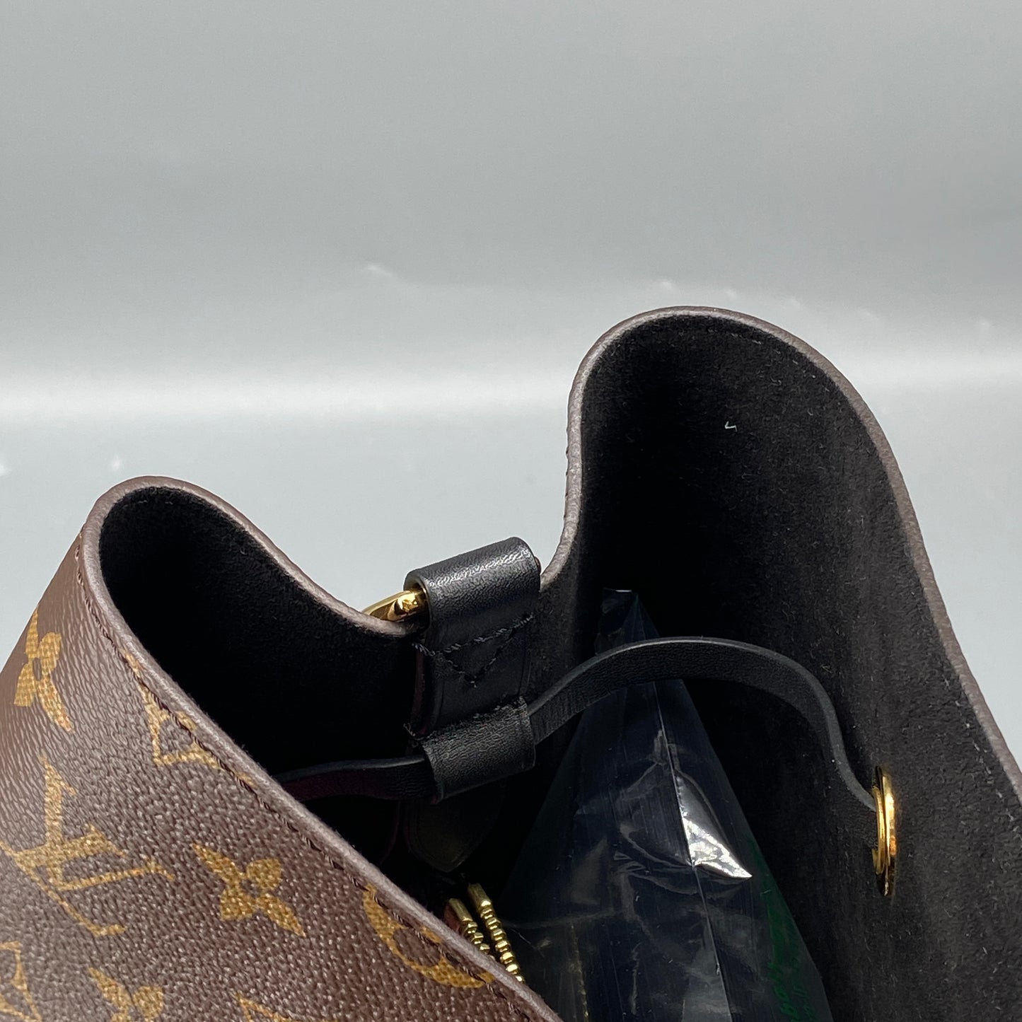 Louis Vuitton Monogram NeoNoe Bucket Shoulder Bag