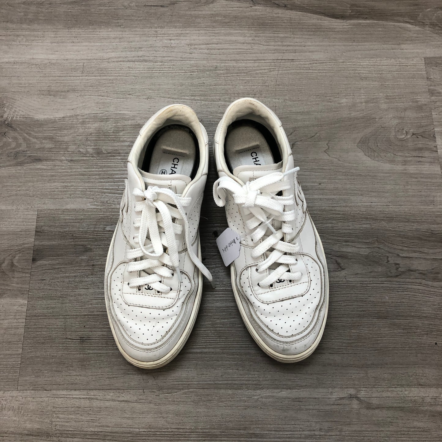 Chanel Women's Smooth Calfskin CC Logo Low Top Sneakers 36.5 White