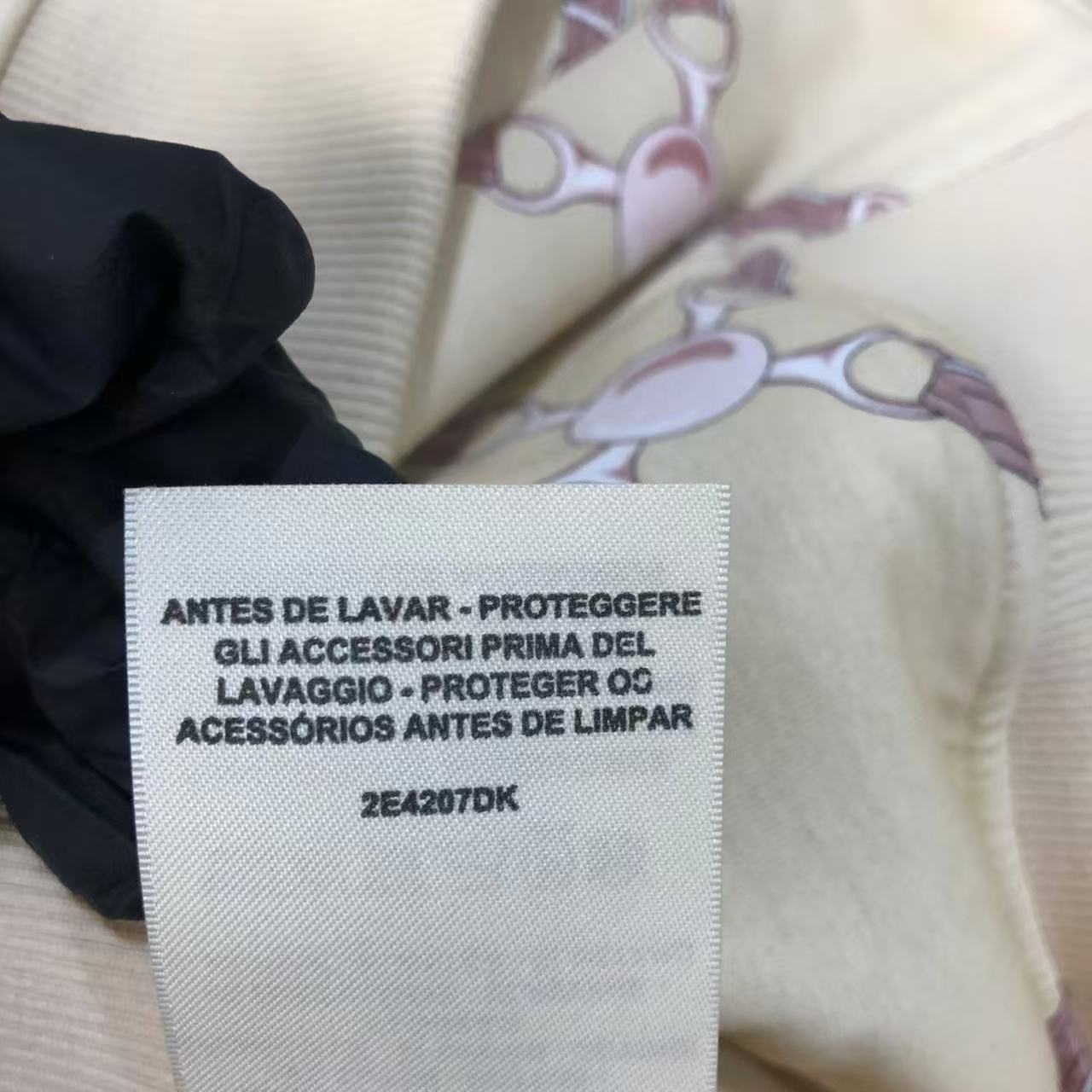 Hermes Twin-Set Bomber Jacket and Matching Shorts in Beige Cotton Blend