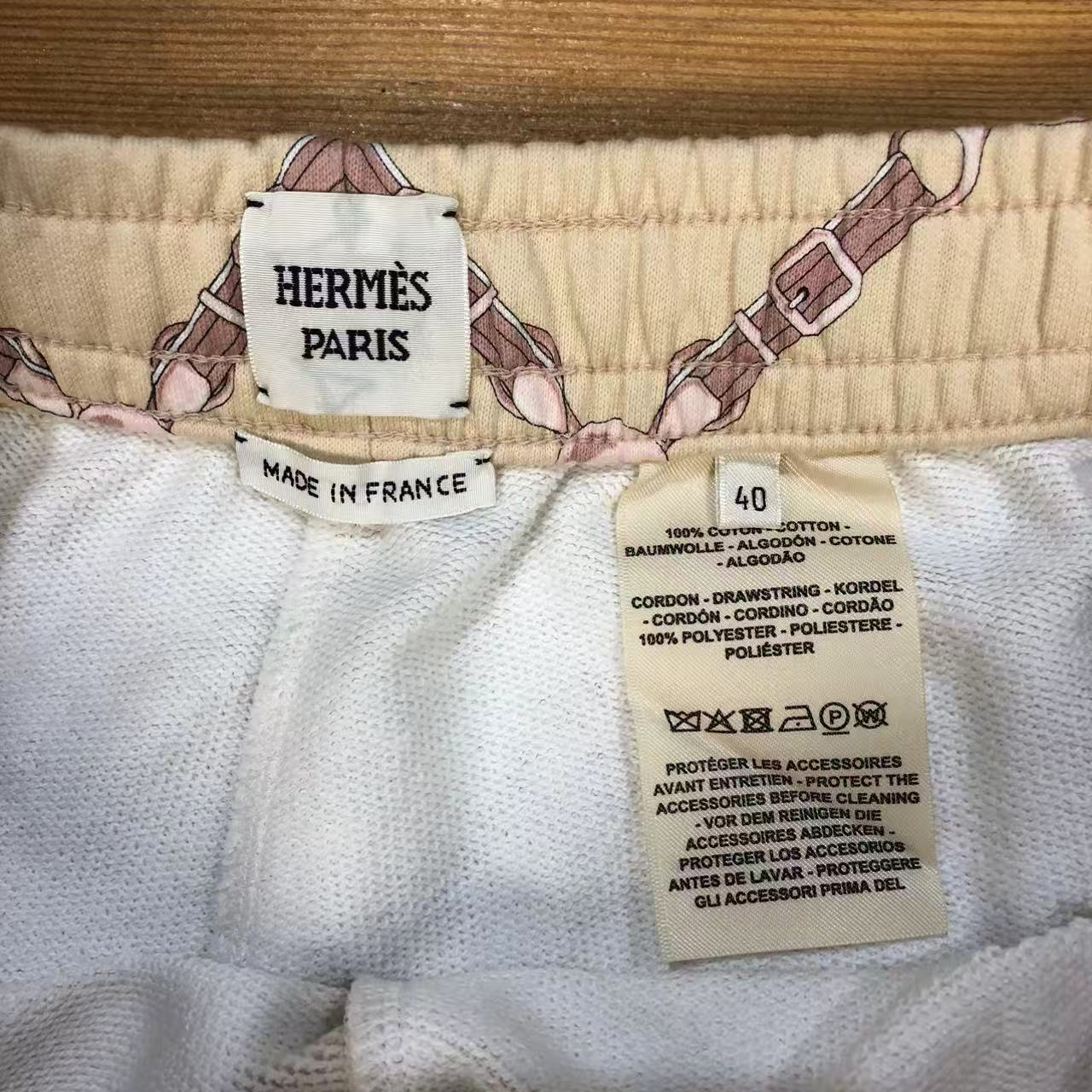 Hermes Twin-Set Bomber Jacket and Matching Shorts in Beige Cotton Blend