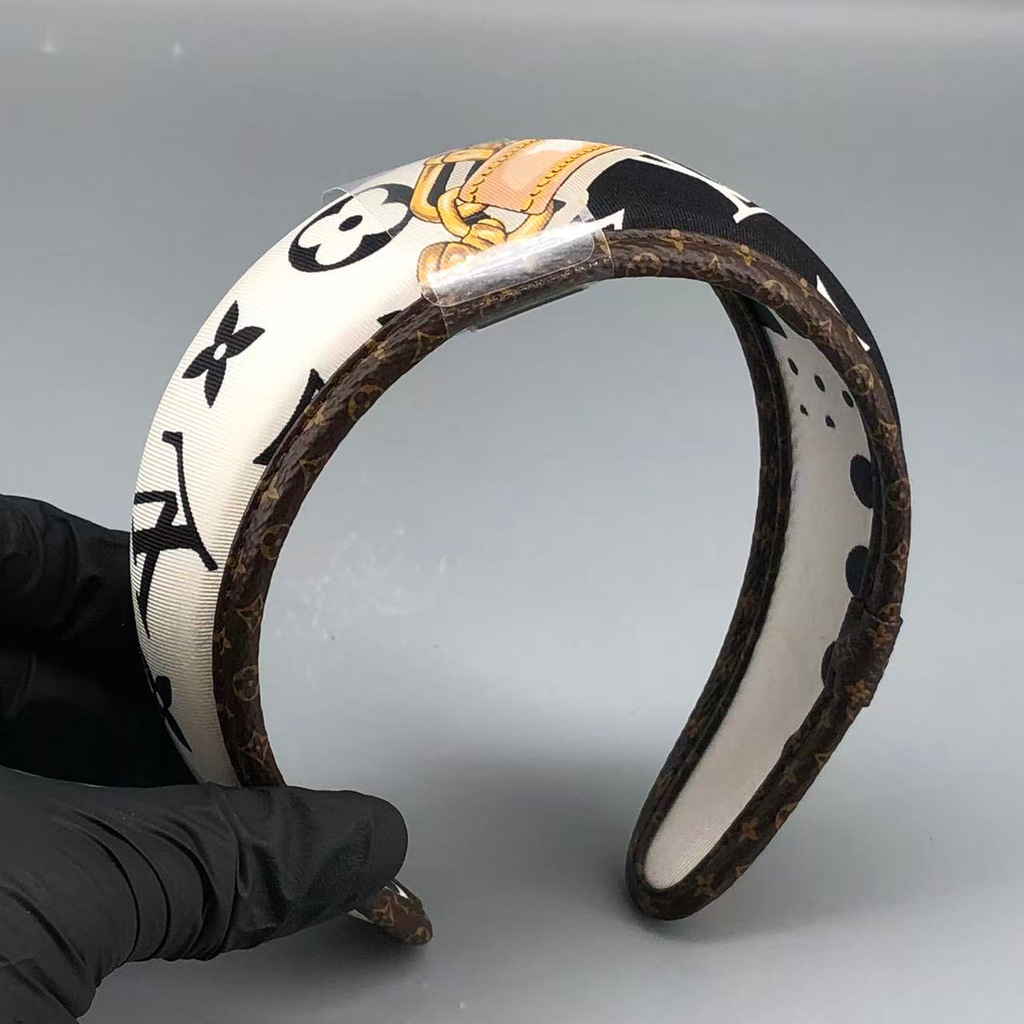 Louis Vuitton Monogram Giant White Headband