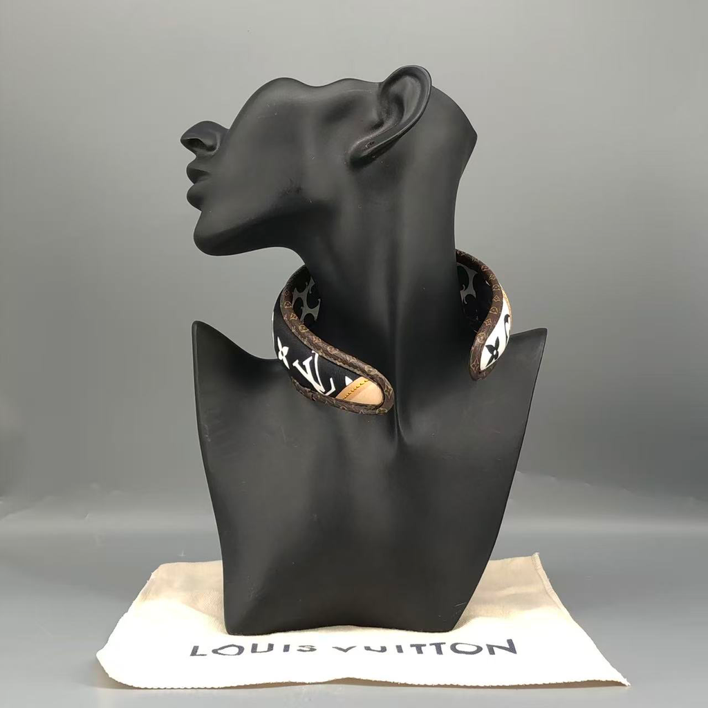 Louis Vuitton Monogram Giant White Headband