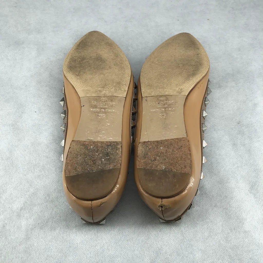Valentino Garavani Rockstud Patent Leather Ballet Flats Nude