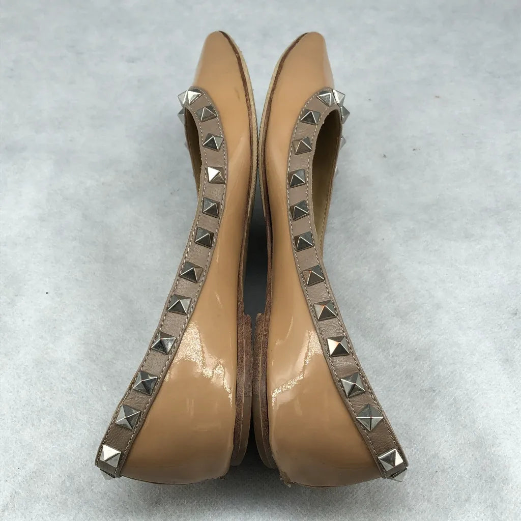 Valentino Garavani Rockstud Patent Leather Ballet Flats Nude