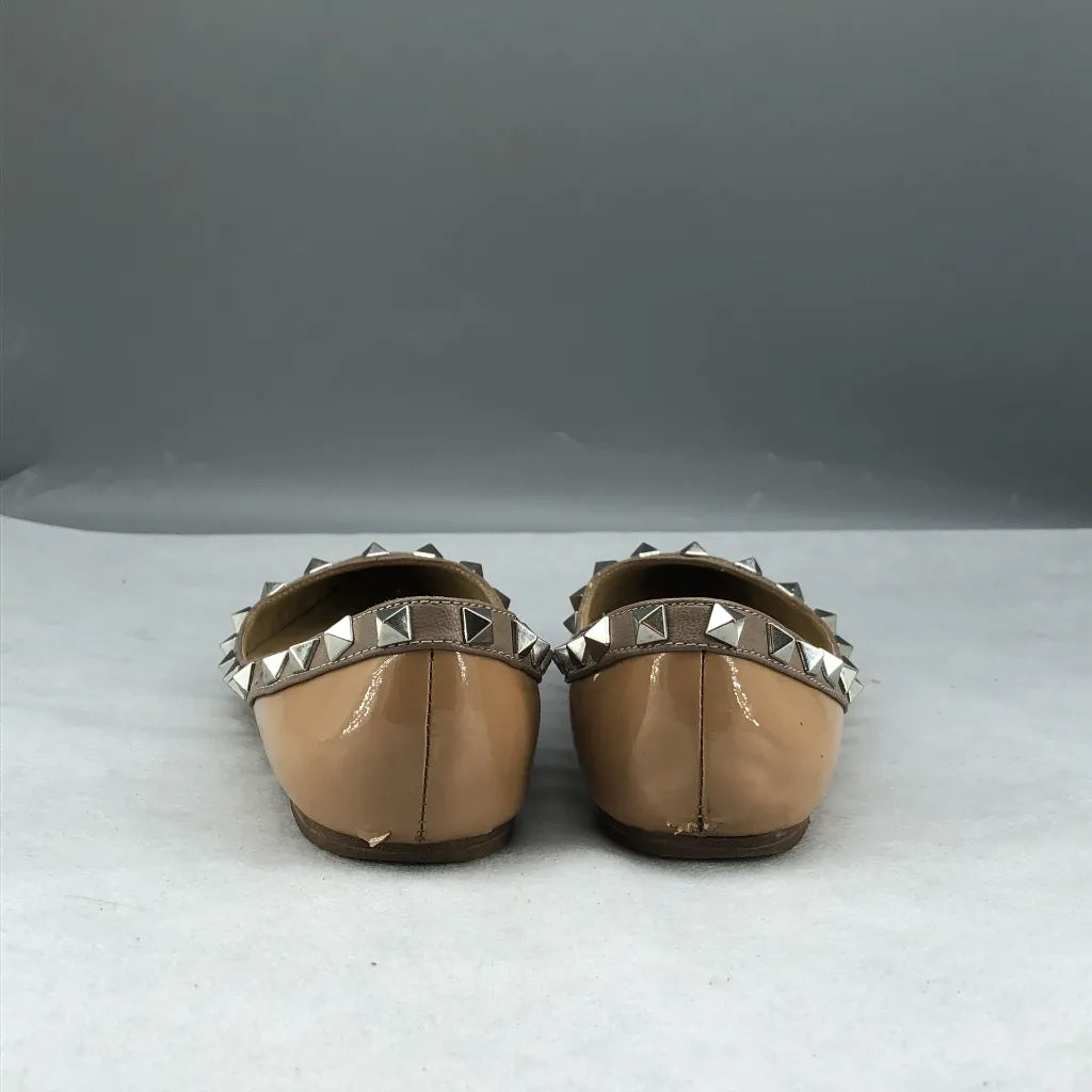 Valentino Garavani Rockstud Patent Leather Ballet Flats Nude