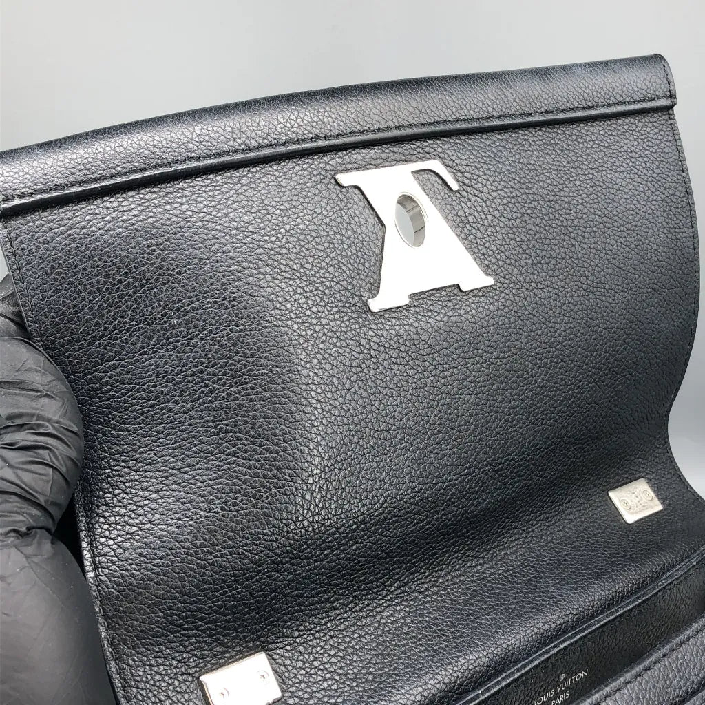 Louis Vuitton Calfskin Lockme II Chain Bag Black