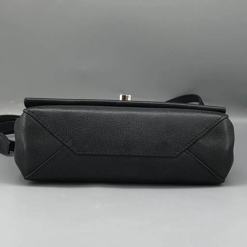 Louis Vuitton Calfskin Lockme II Chain Bag Black