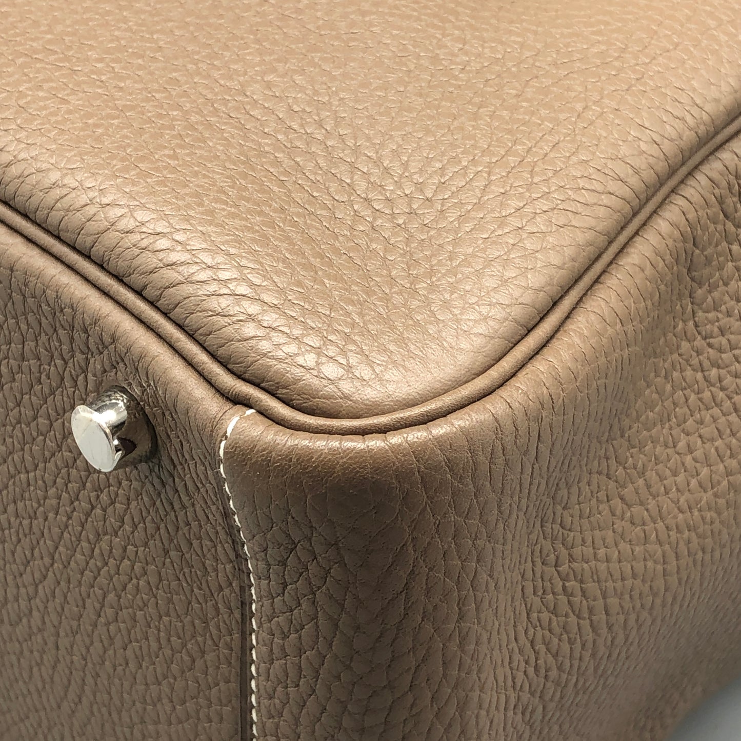 Hermes Lindy 30 Bag Etoupe
