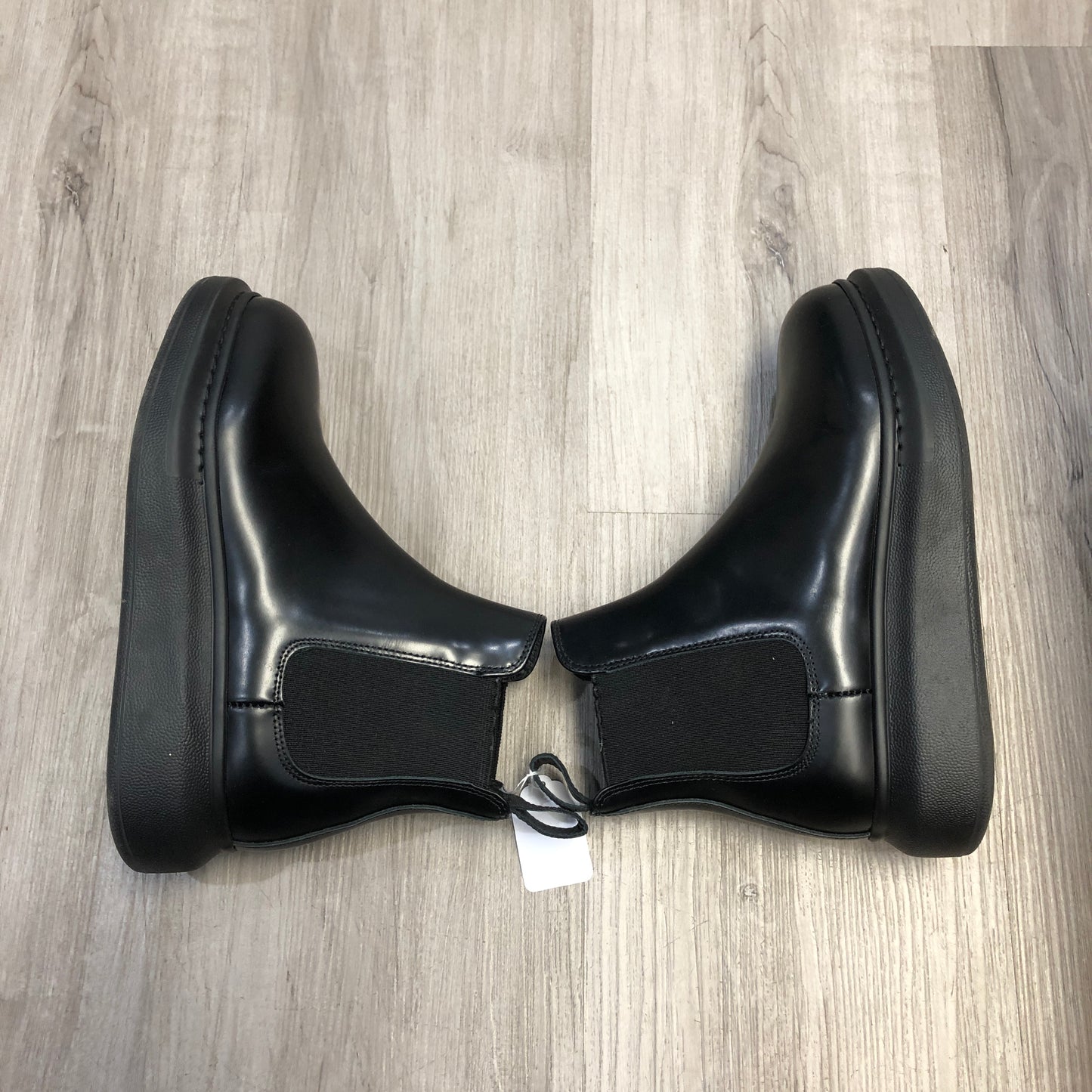 Alexander McQueen Women's Black Leather Chelsea Boots Size 35