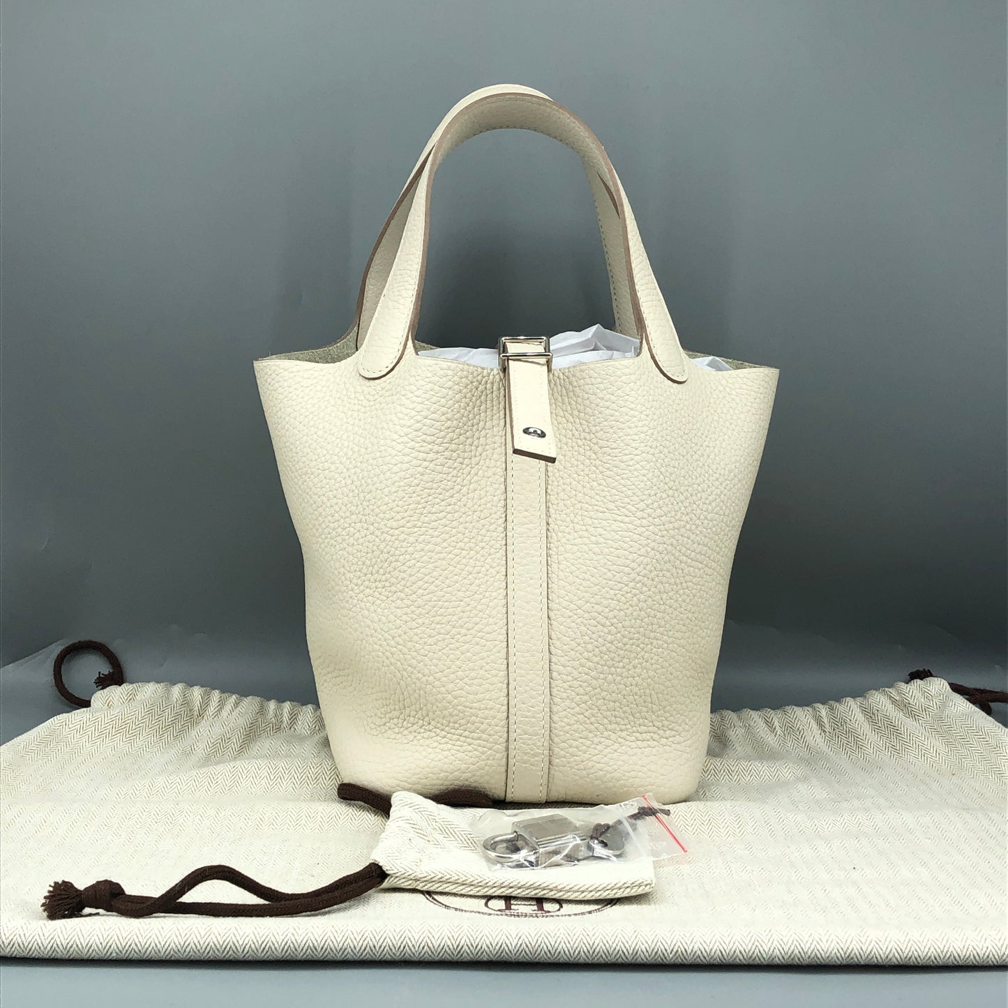 Hermes 2017 Picotin Lock 18 Handbag Cream