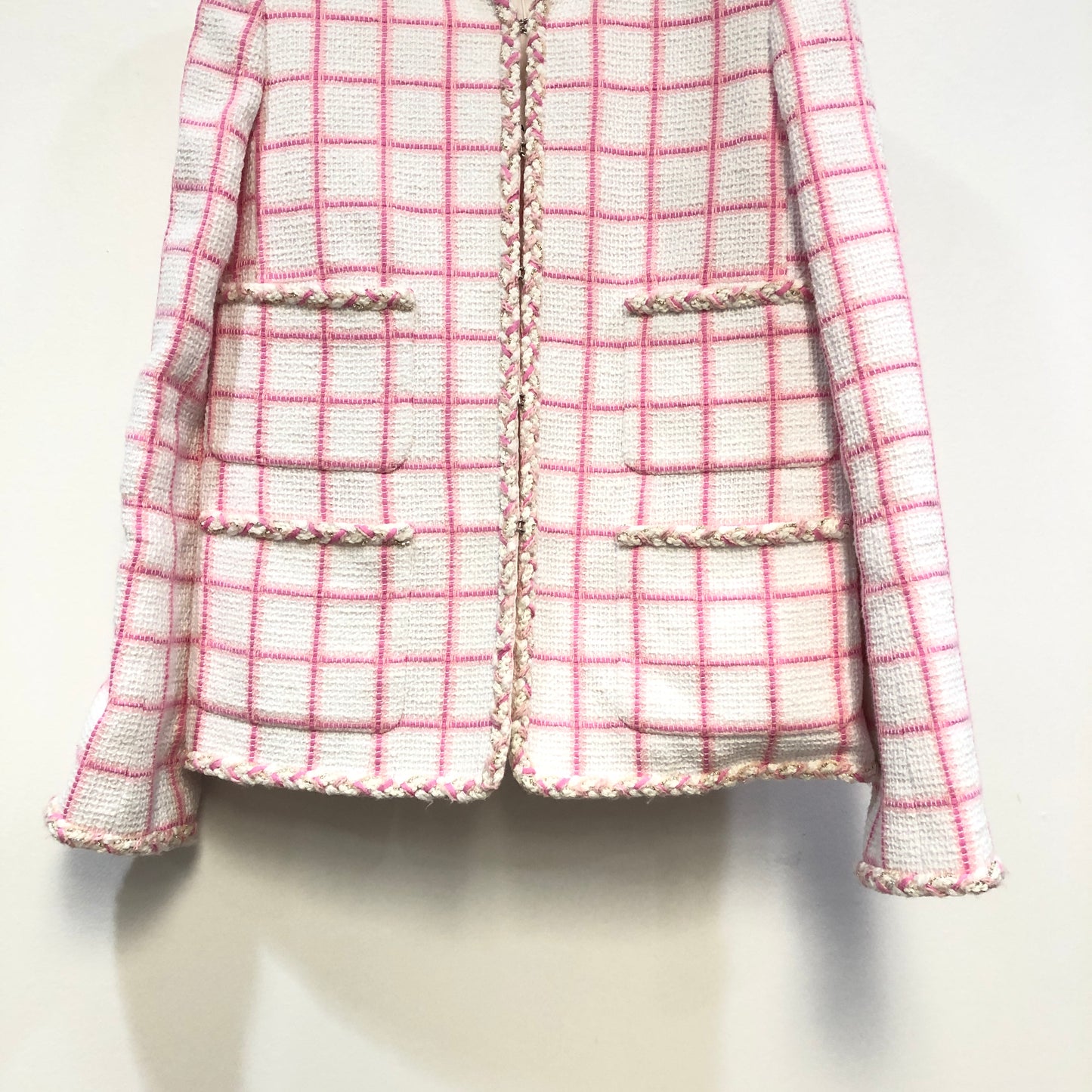 Chanel White & Pink Plaid Tweed Jacket Fringe Trim Size 36