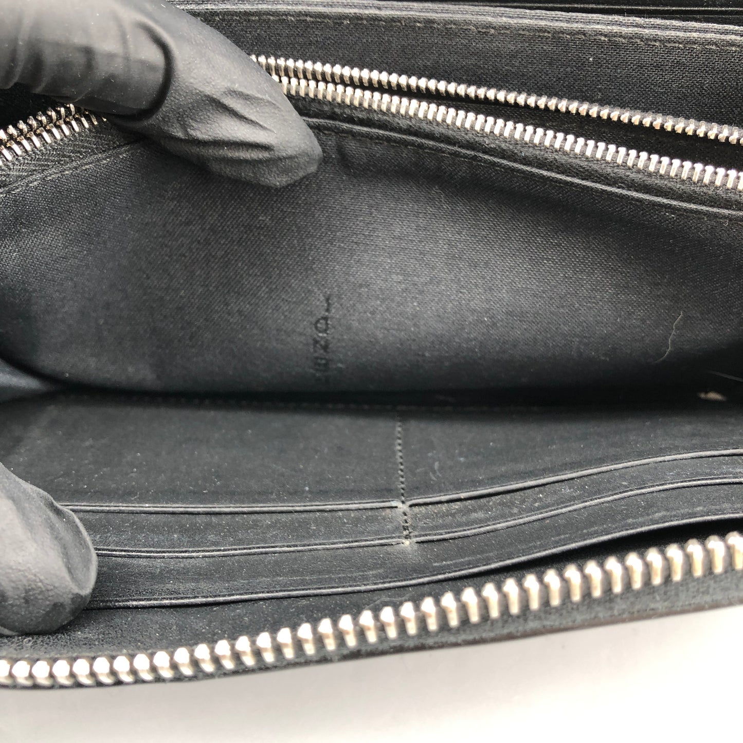 Fendi Logo Zip-Around Long Wallet Black