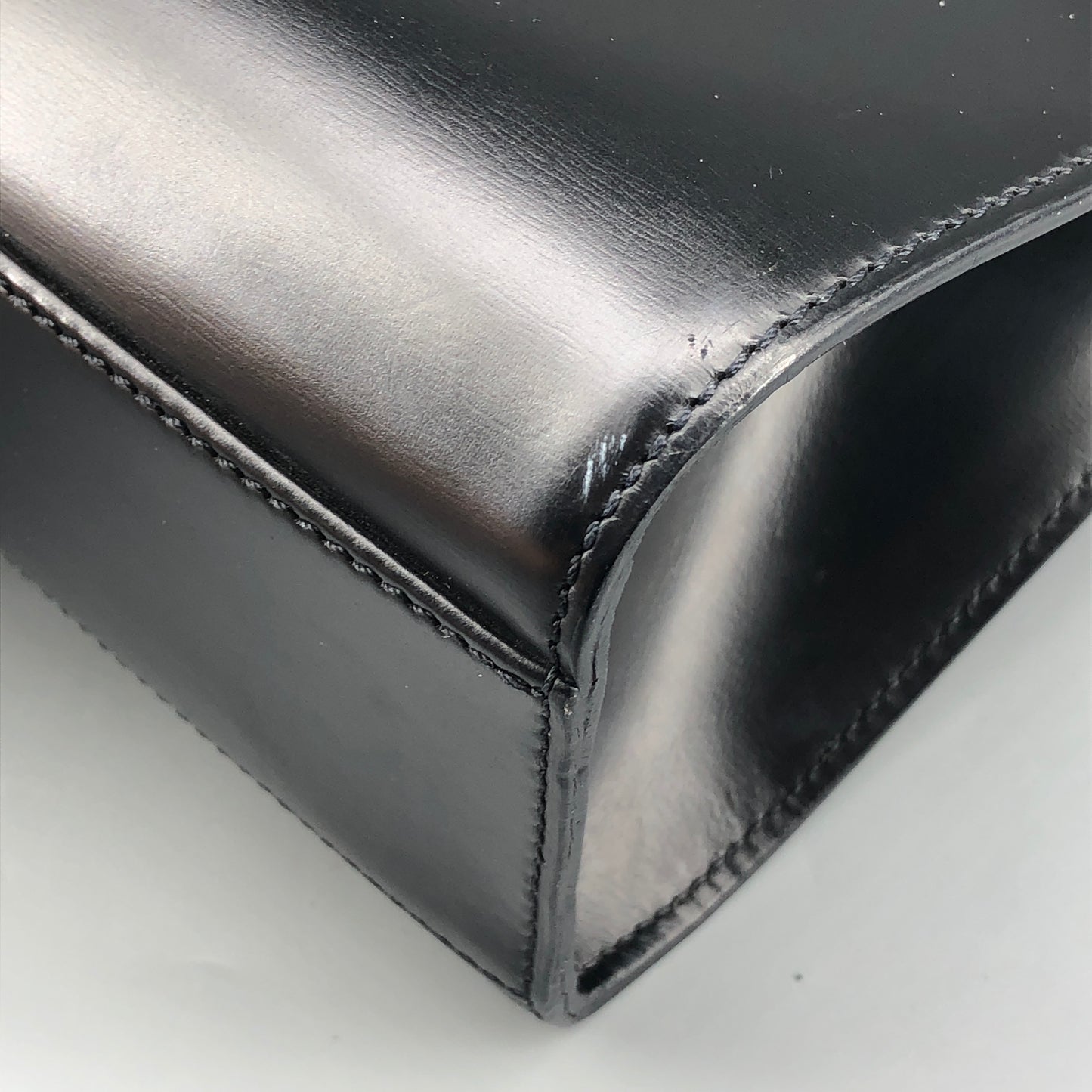 Cartier Black Smooth Leather Vertical Shoulder Tote Bag