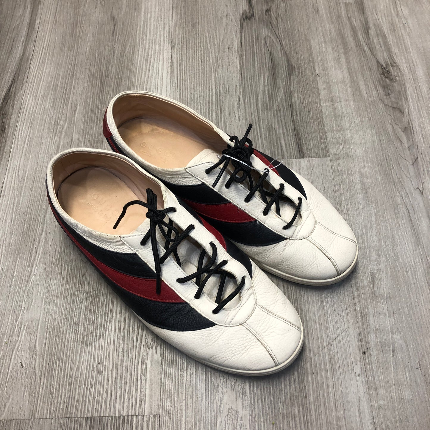 Gucci Men's White Leather Low-Top Sneakers with Web Detail Size 9