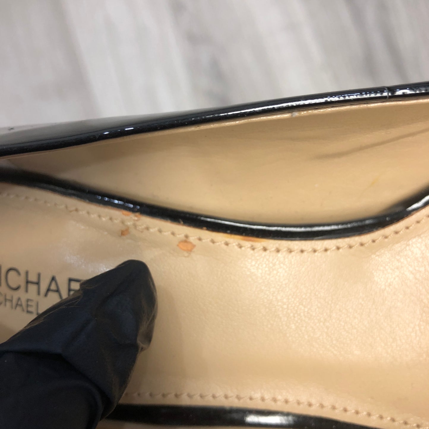 Michael Kors Patent Leather Pointed Toe Pumps 5.5M Black